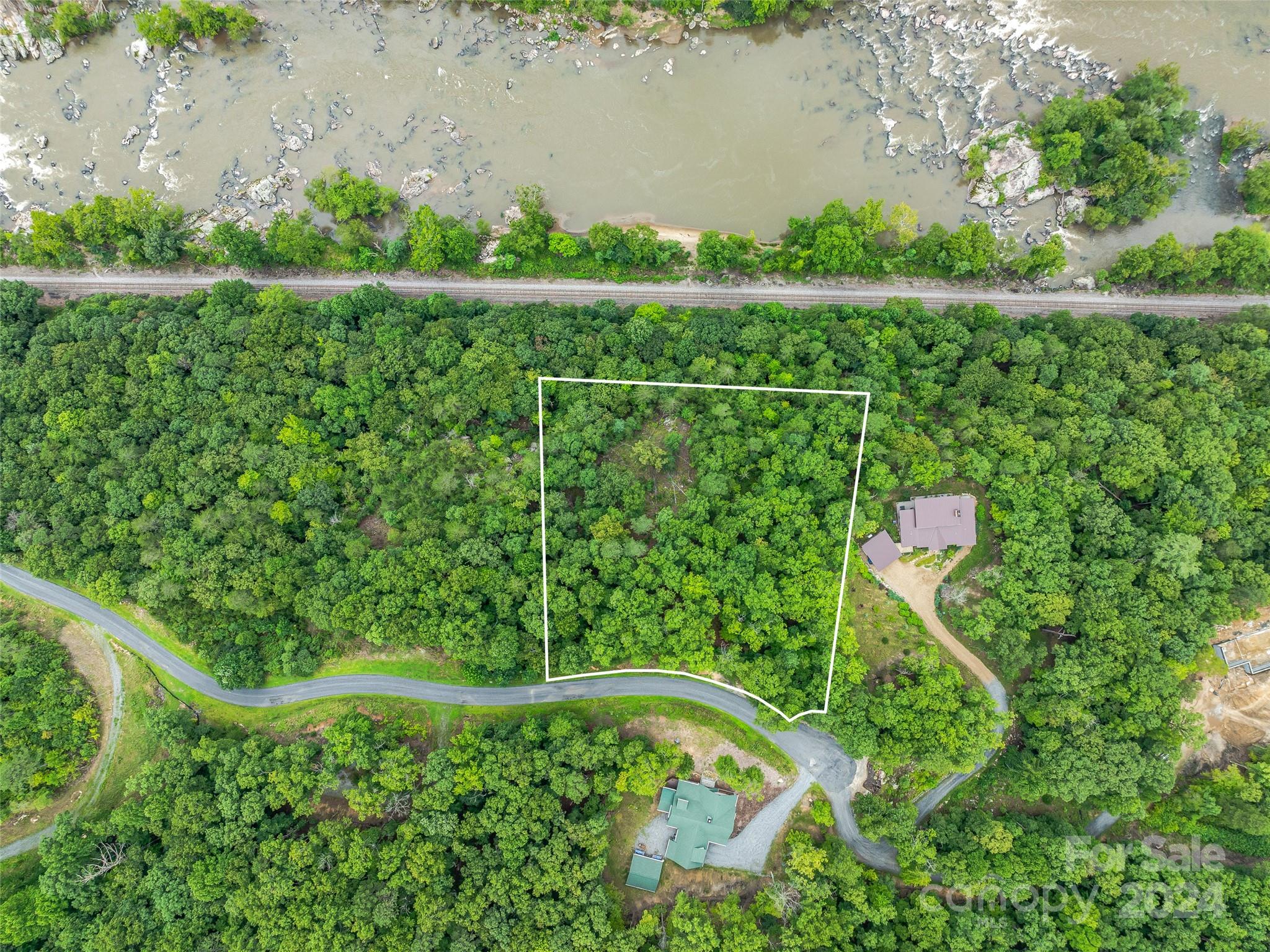 main property photo 6