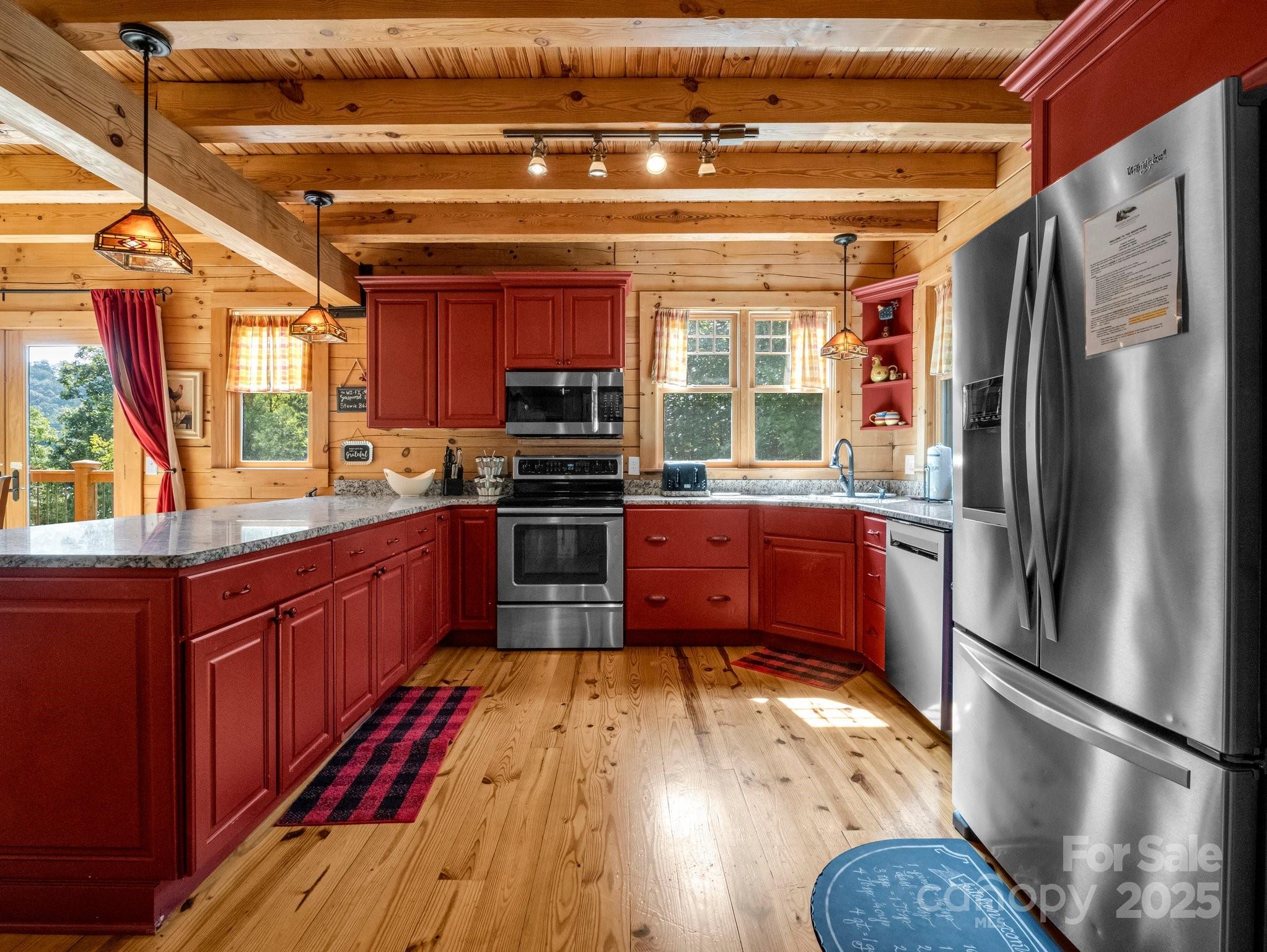 main property photo 14