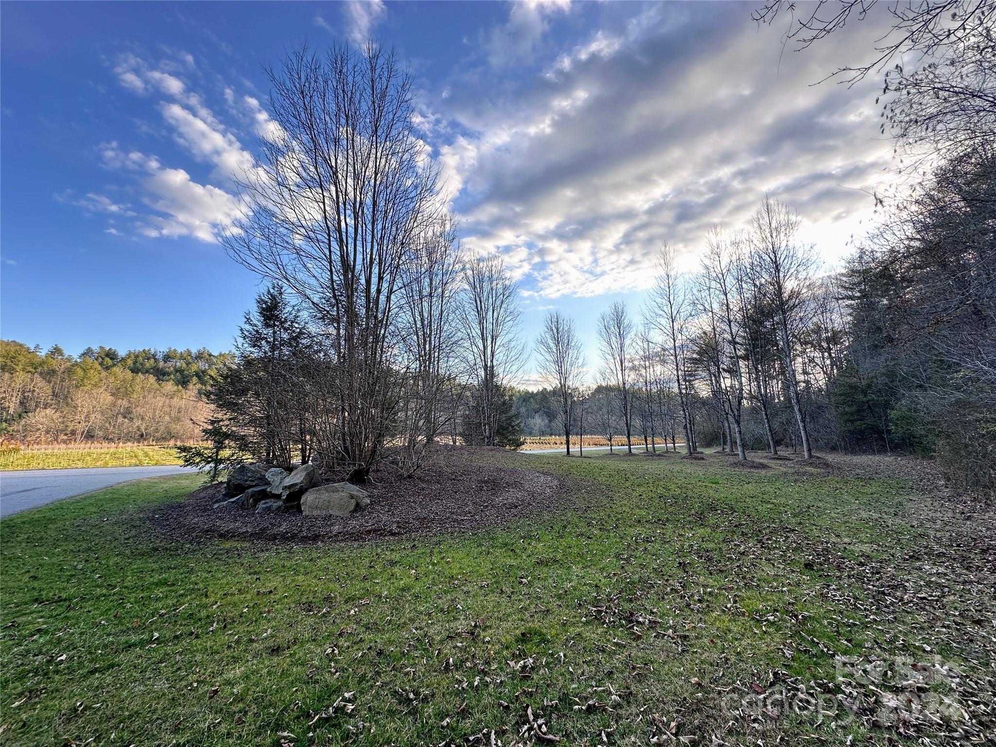 main property photo 14