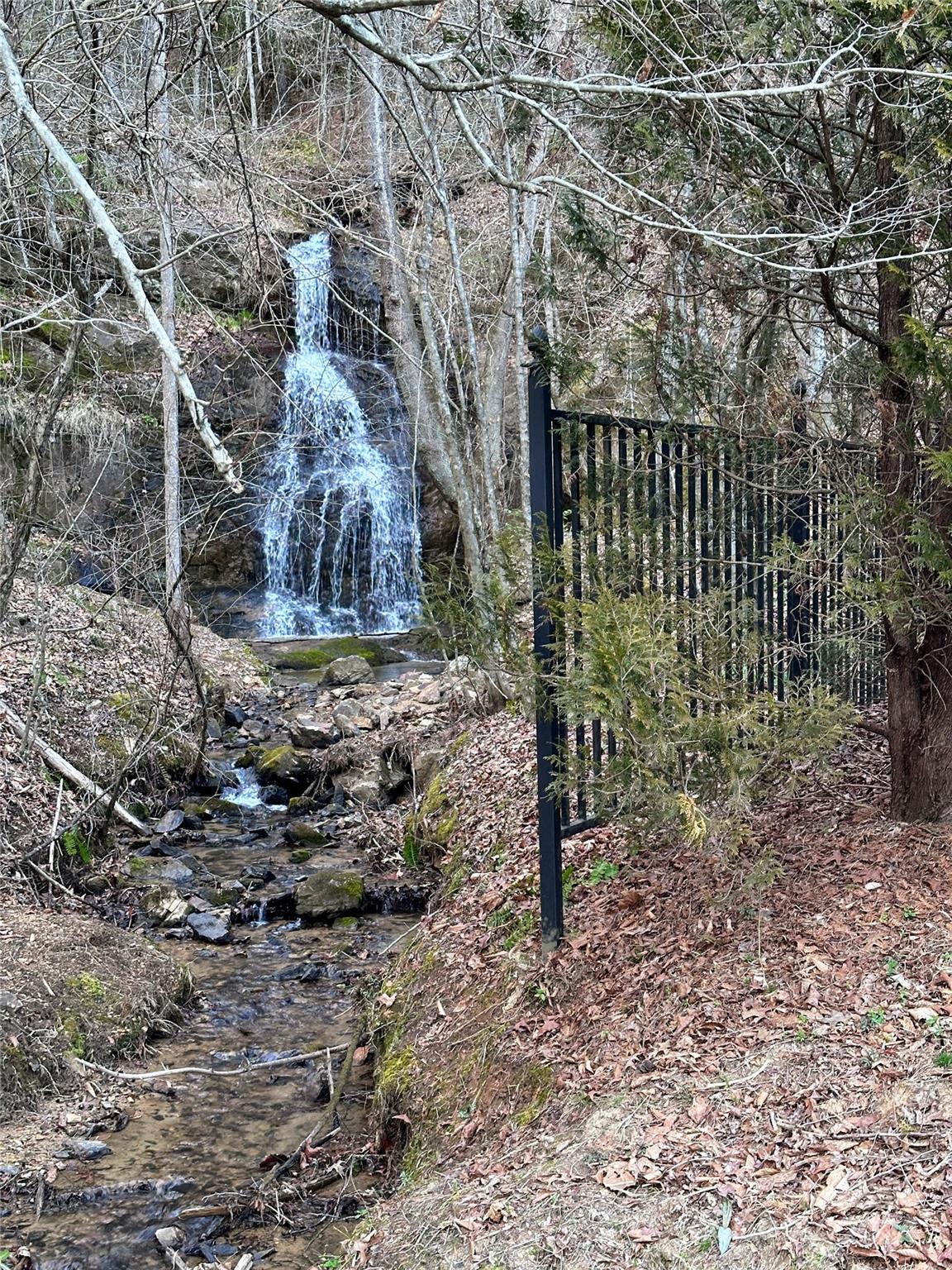 main property photo 15