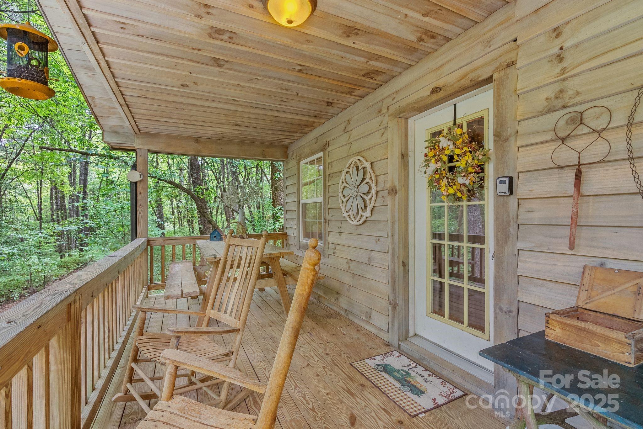 main property photo 25