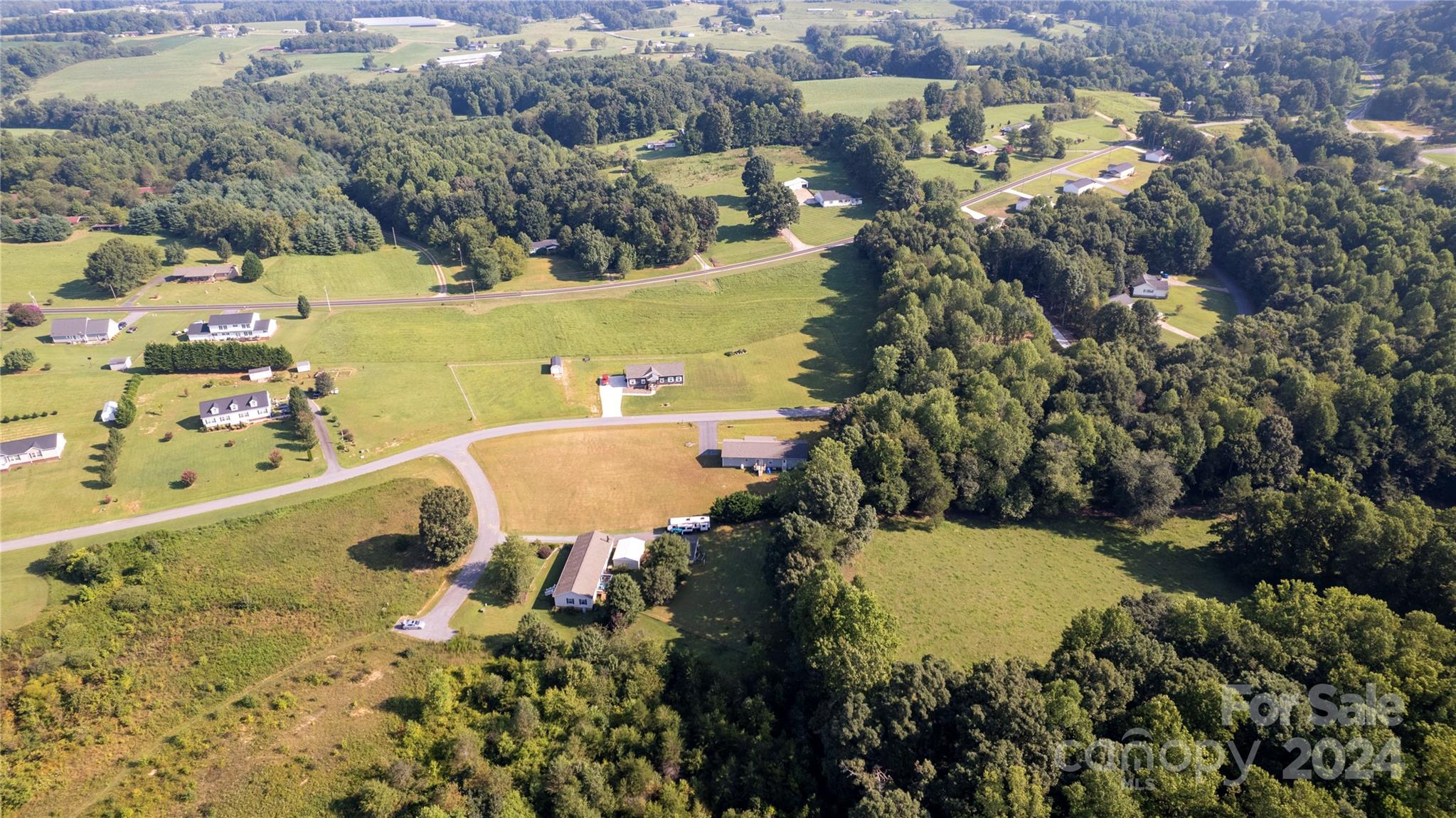 main property photo 6