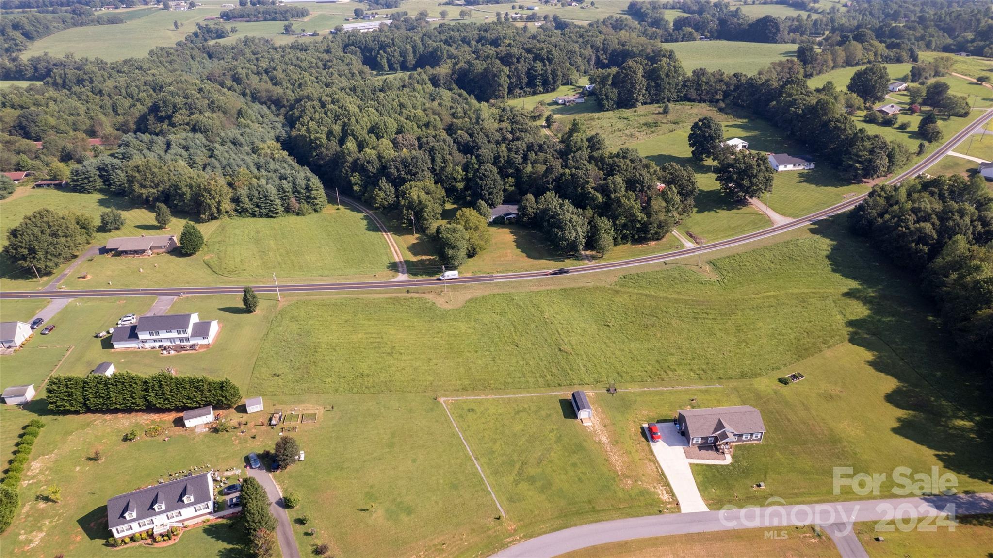 main property photo 11