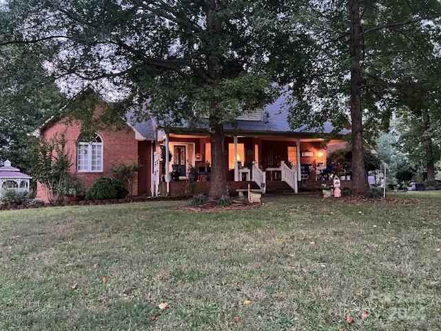 main property photo 40