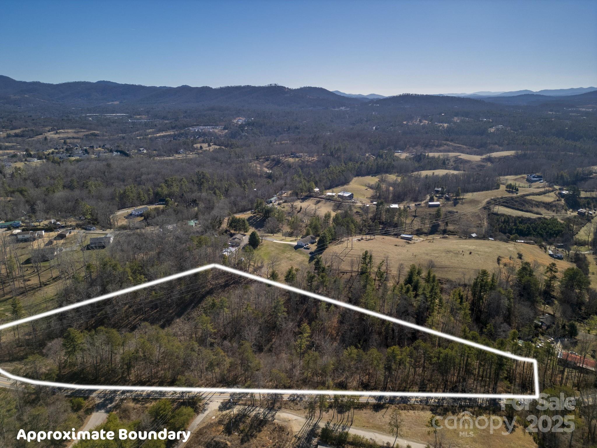main property photo 11