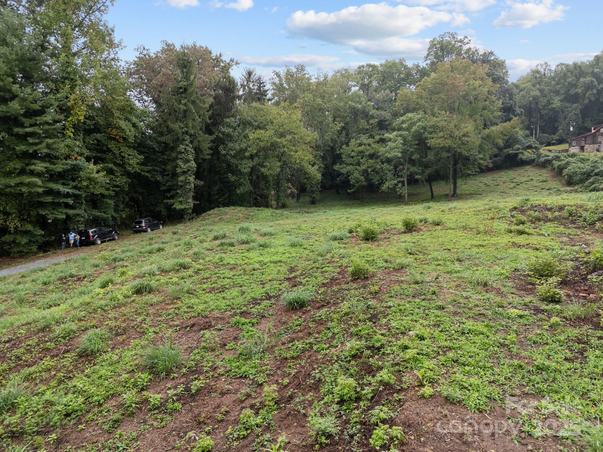 main property photo 7