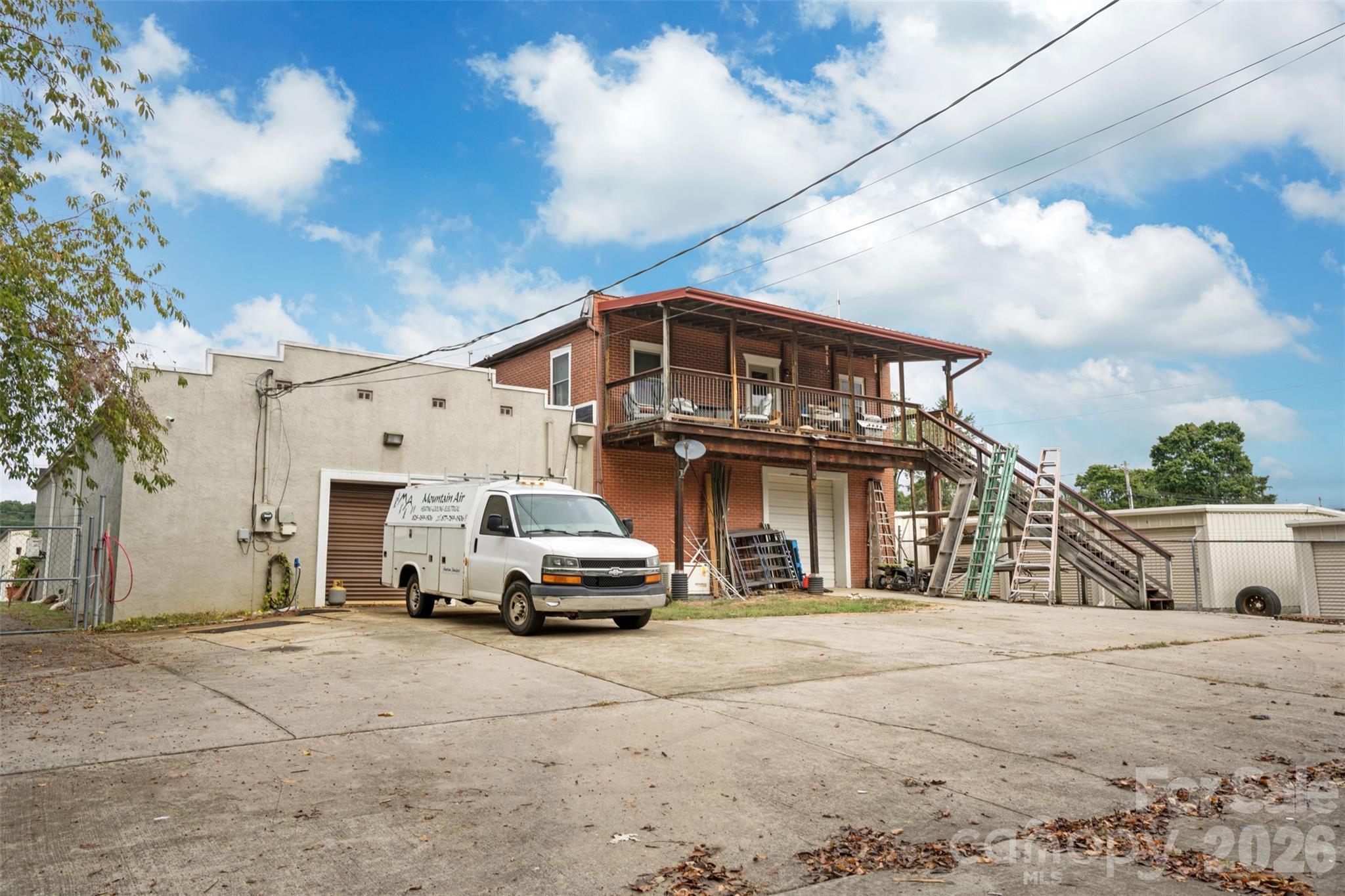 main property photo 42