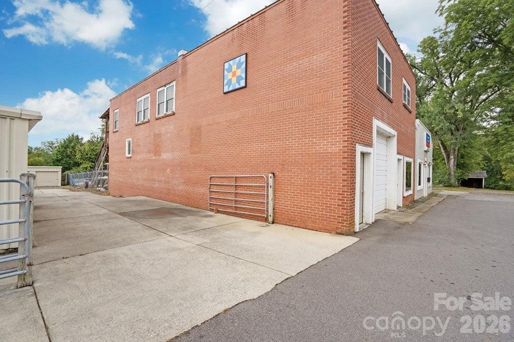 main property photo 43