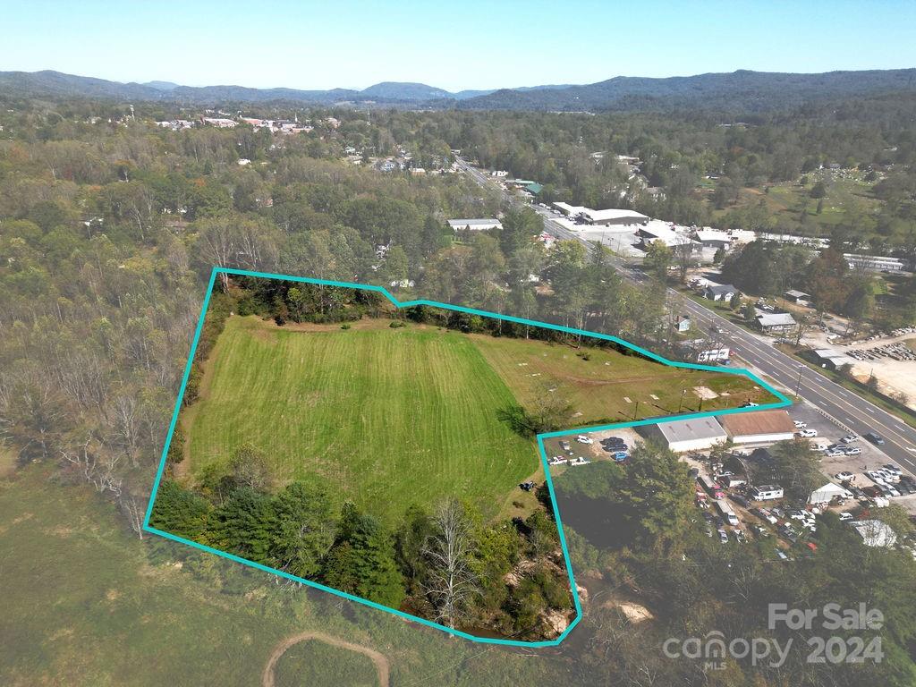 main property photo 5