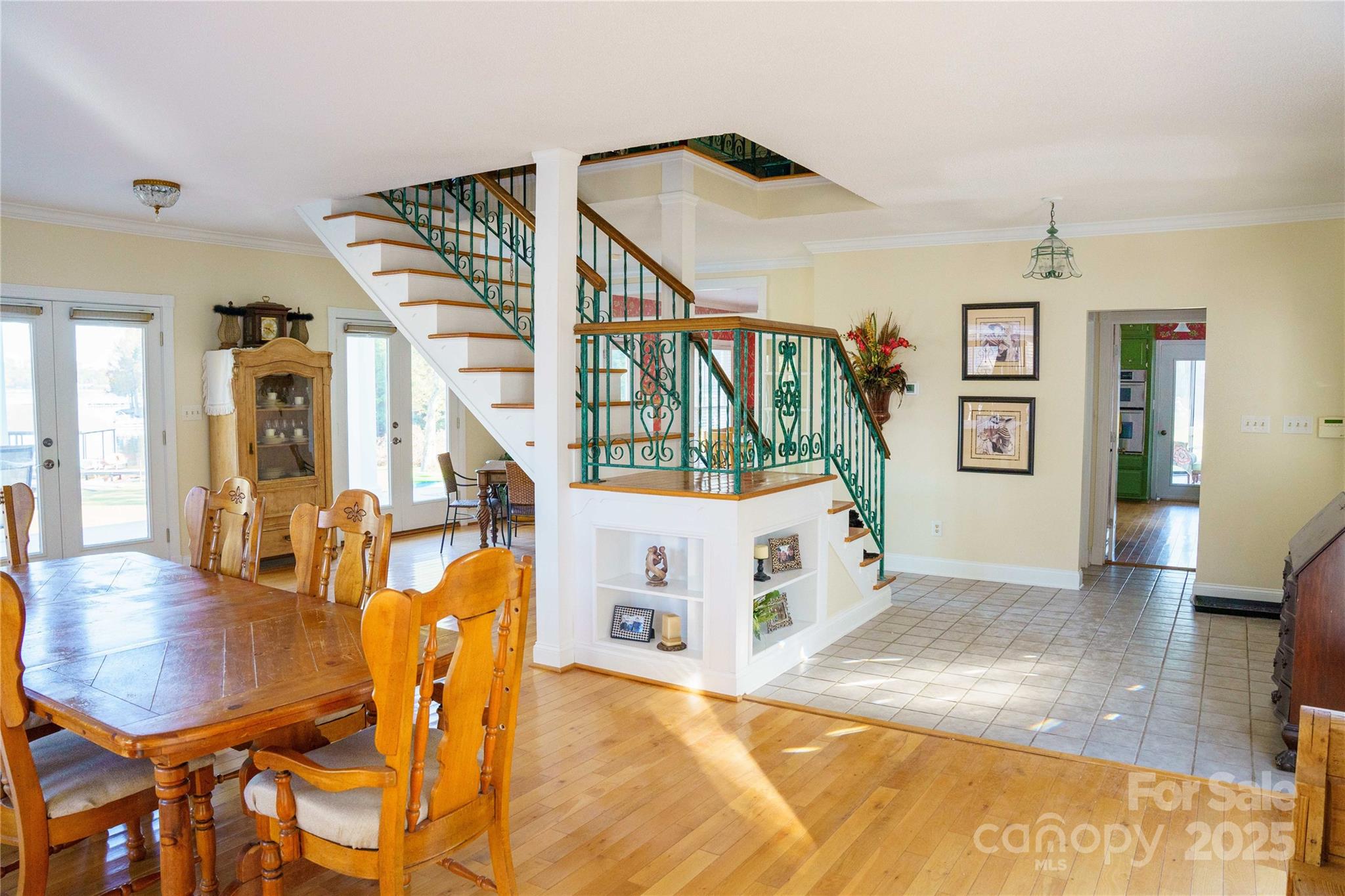 main property photo 20