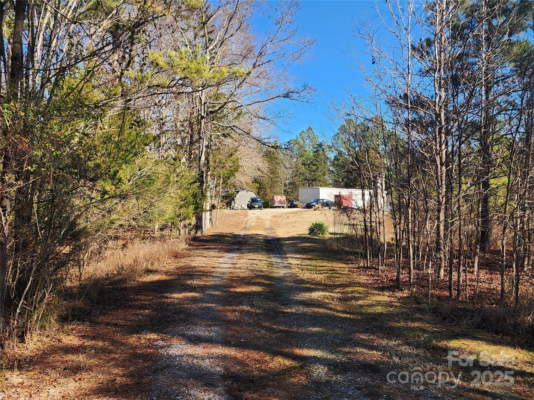 main property photo 11