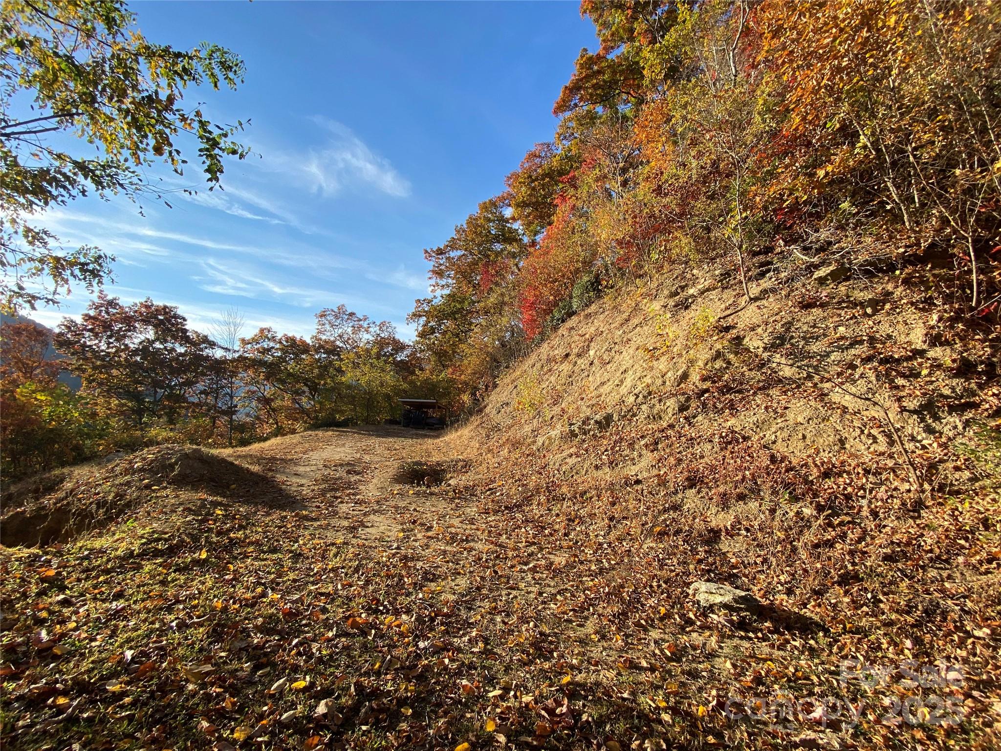 main property photo 20