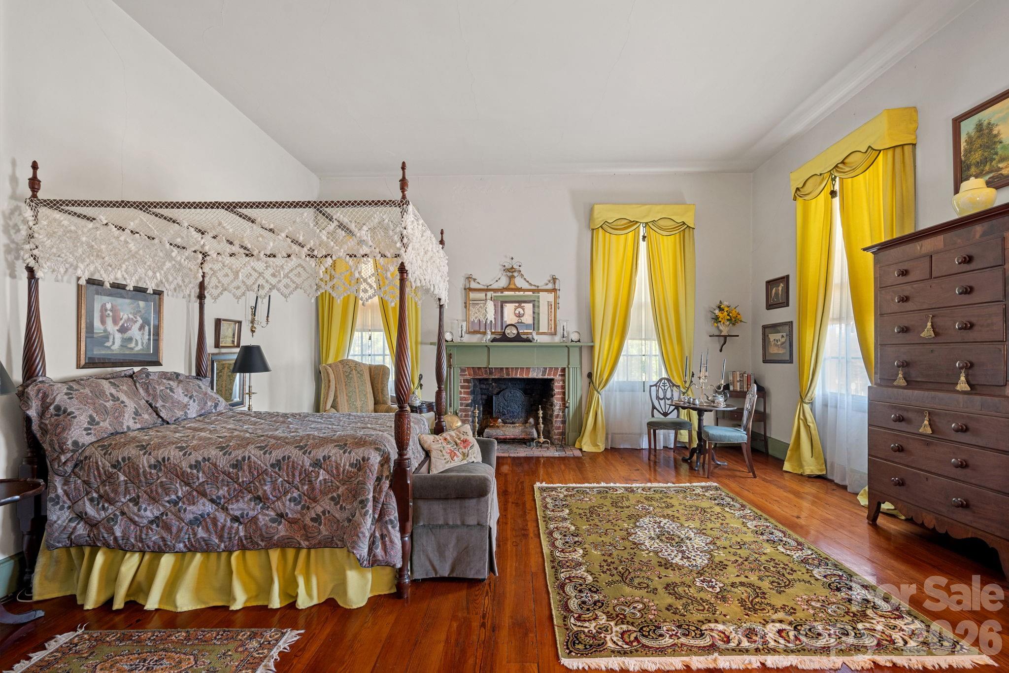 main property photo 30