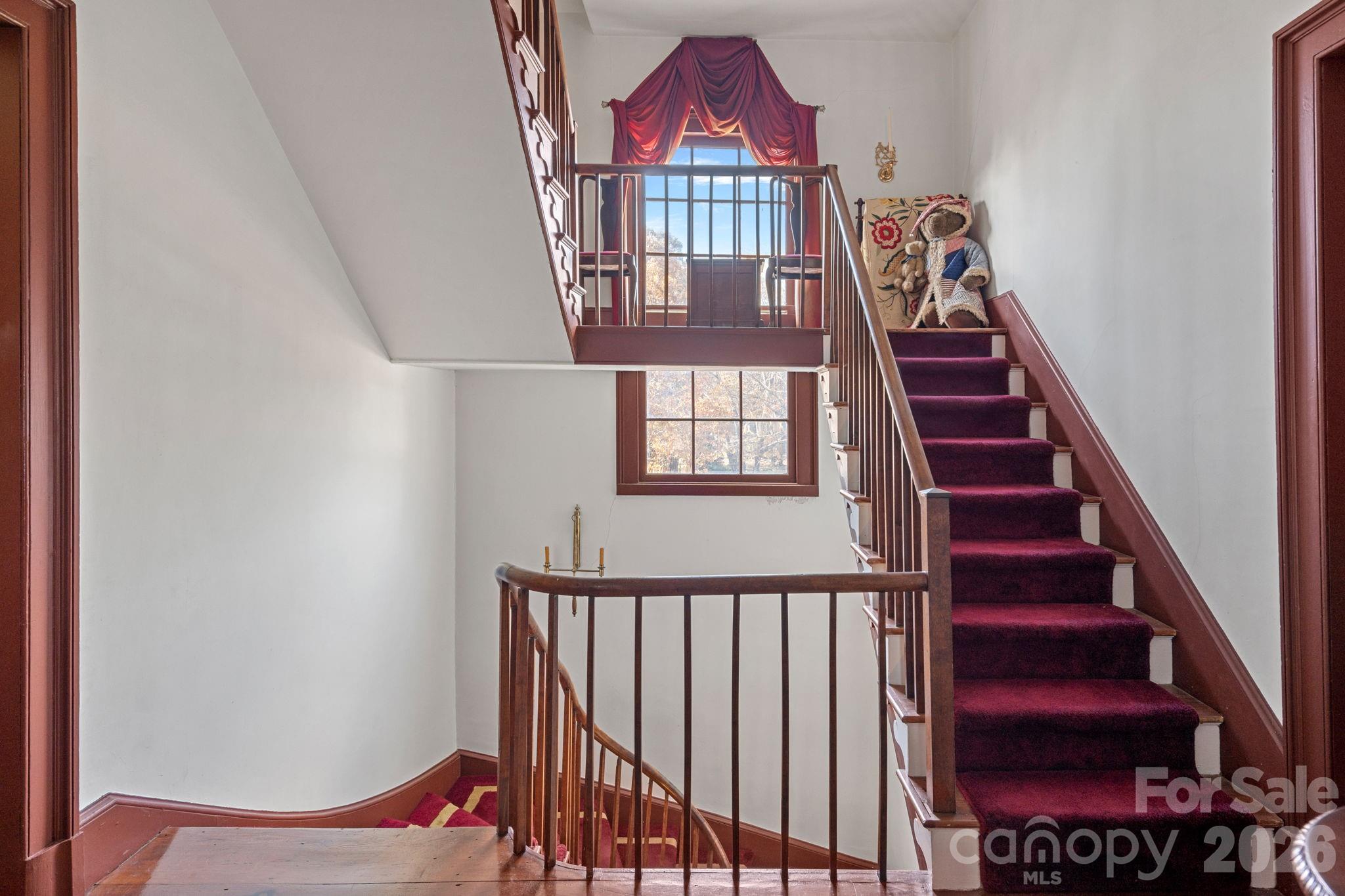 main property photo 35