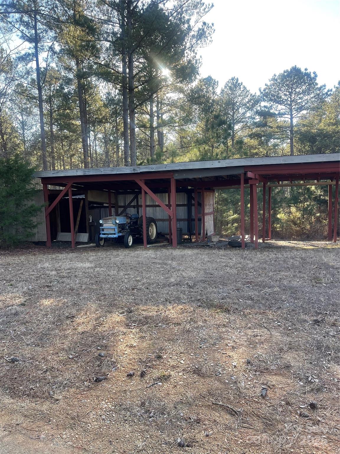 main property photo 8