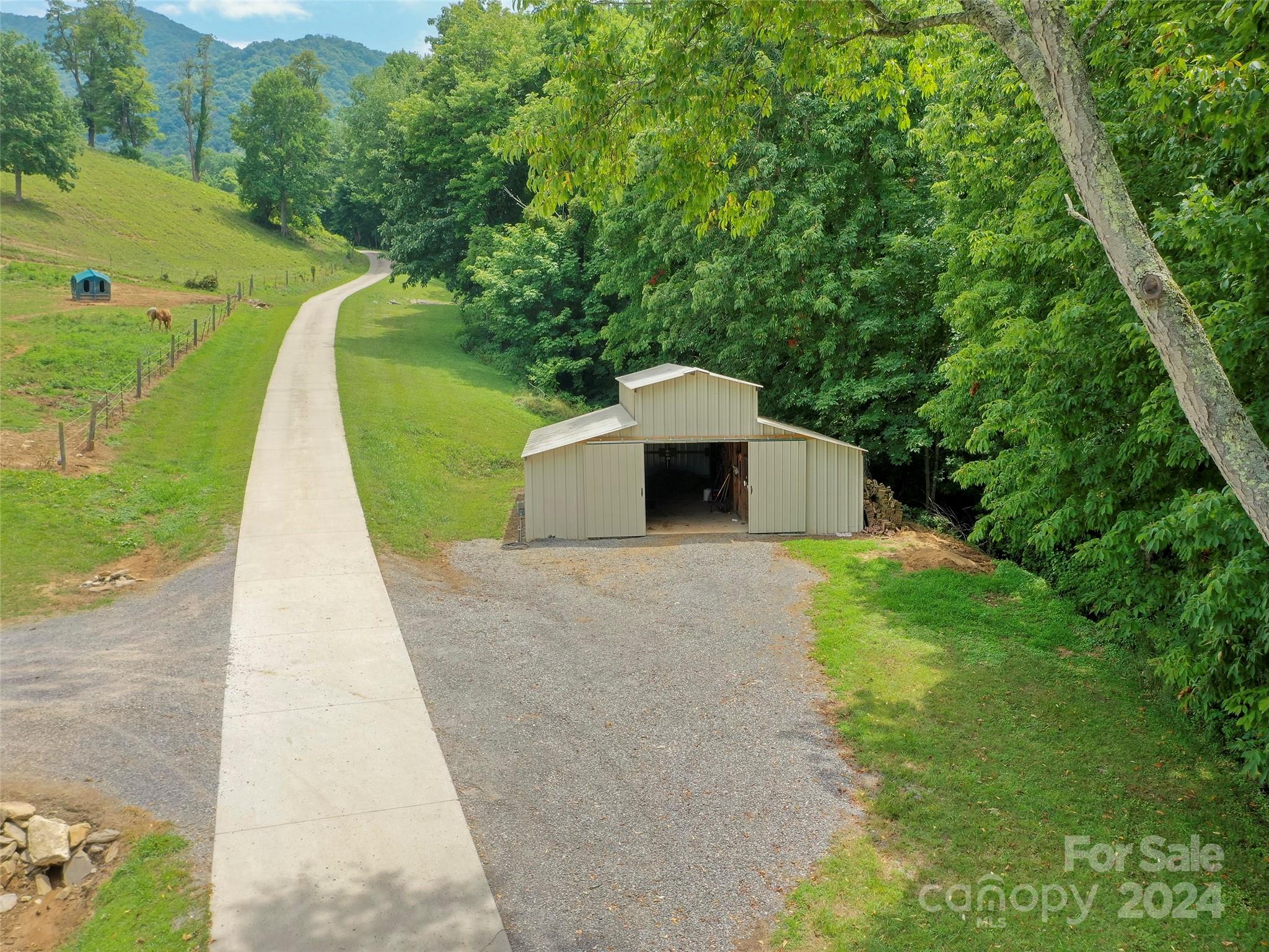 main property photo 24