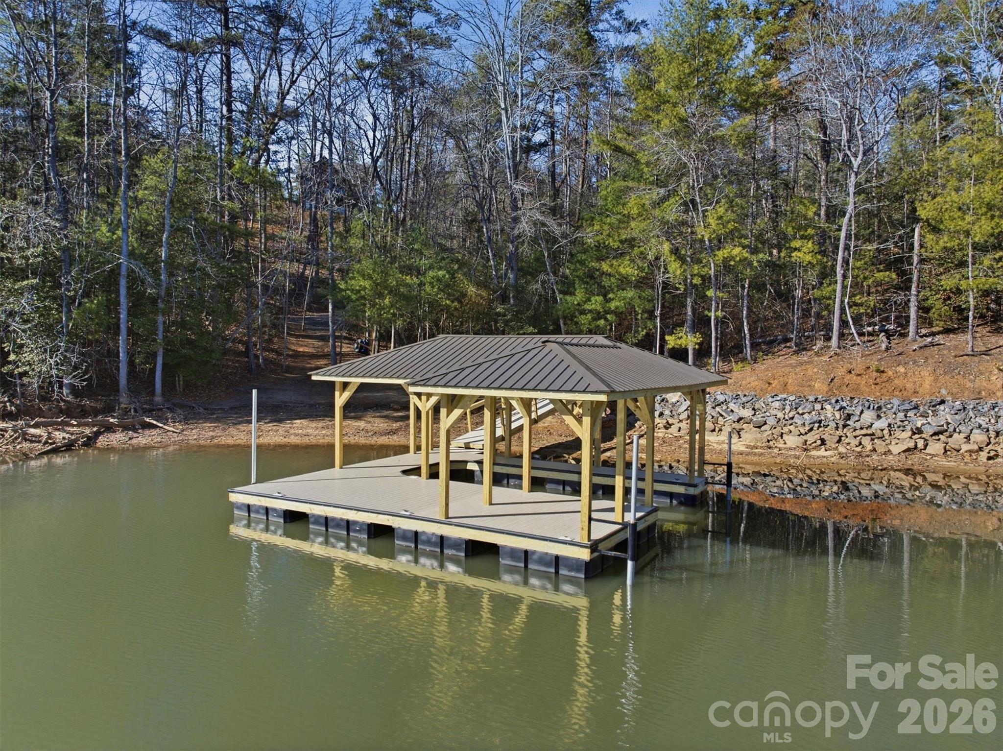 main property photo 34