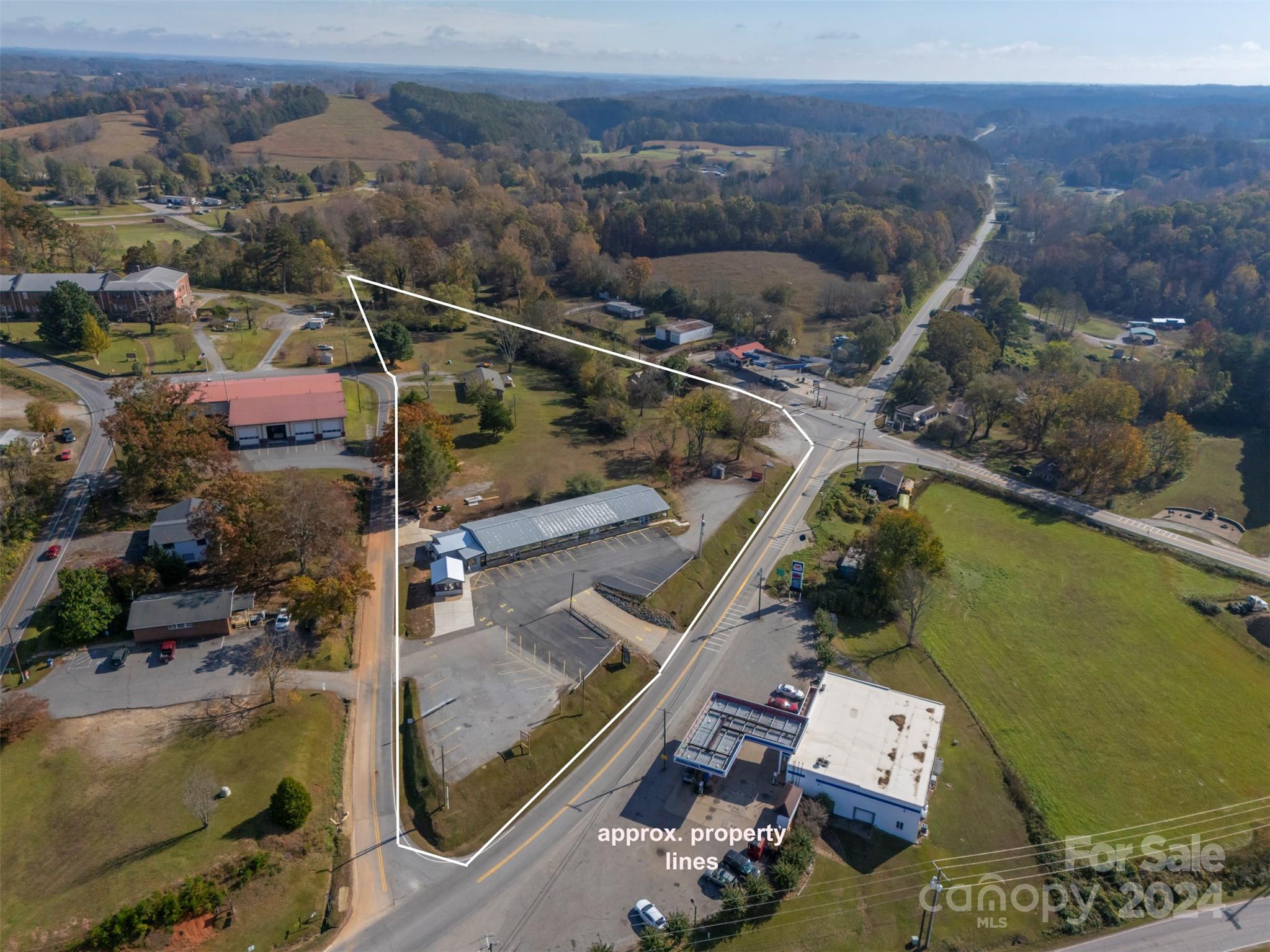 main property photo 31