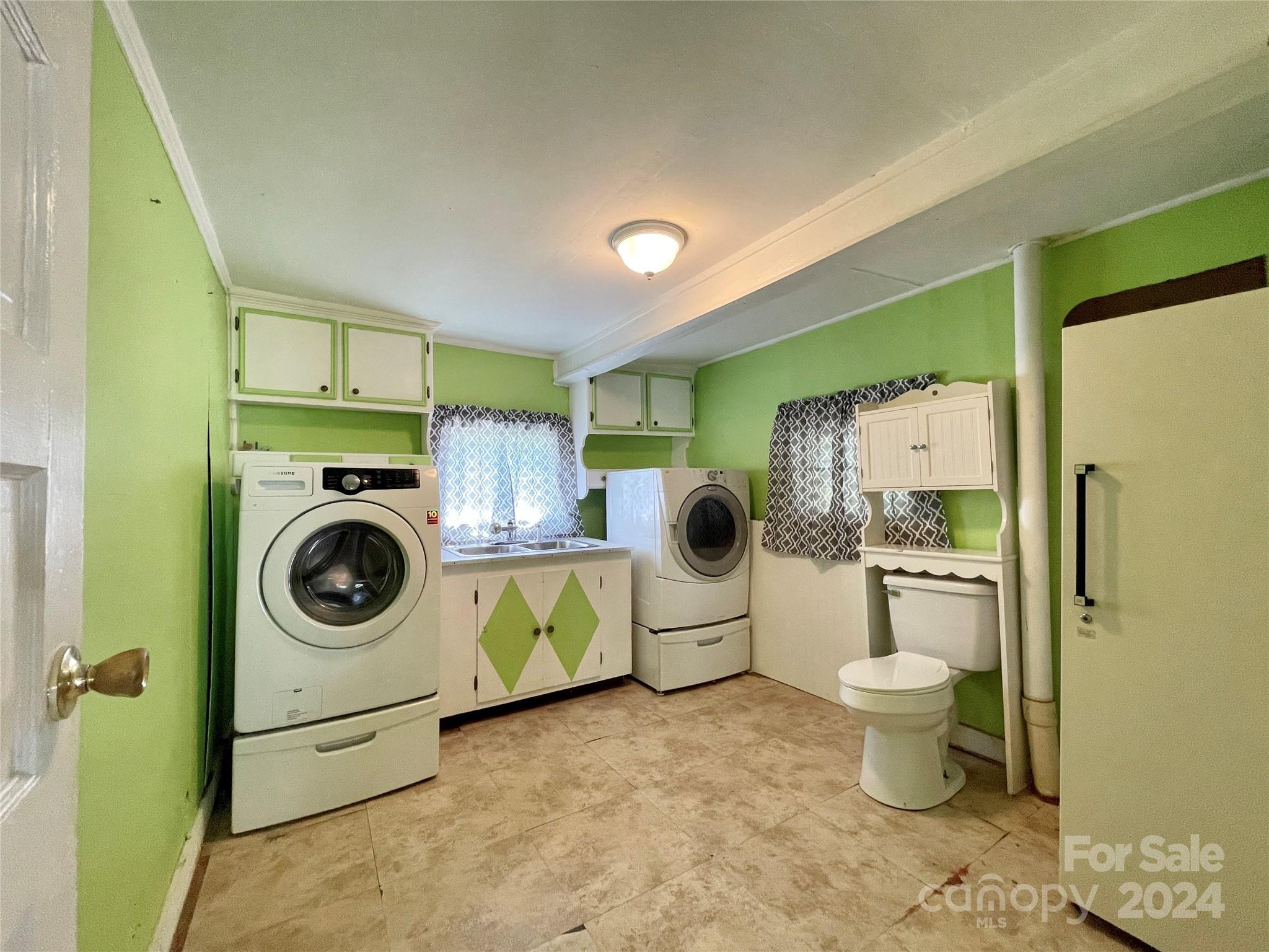 main property photo 17