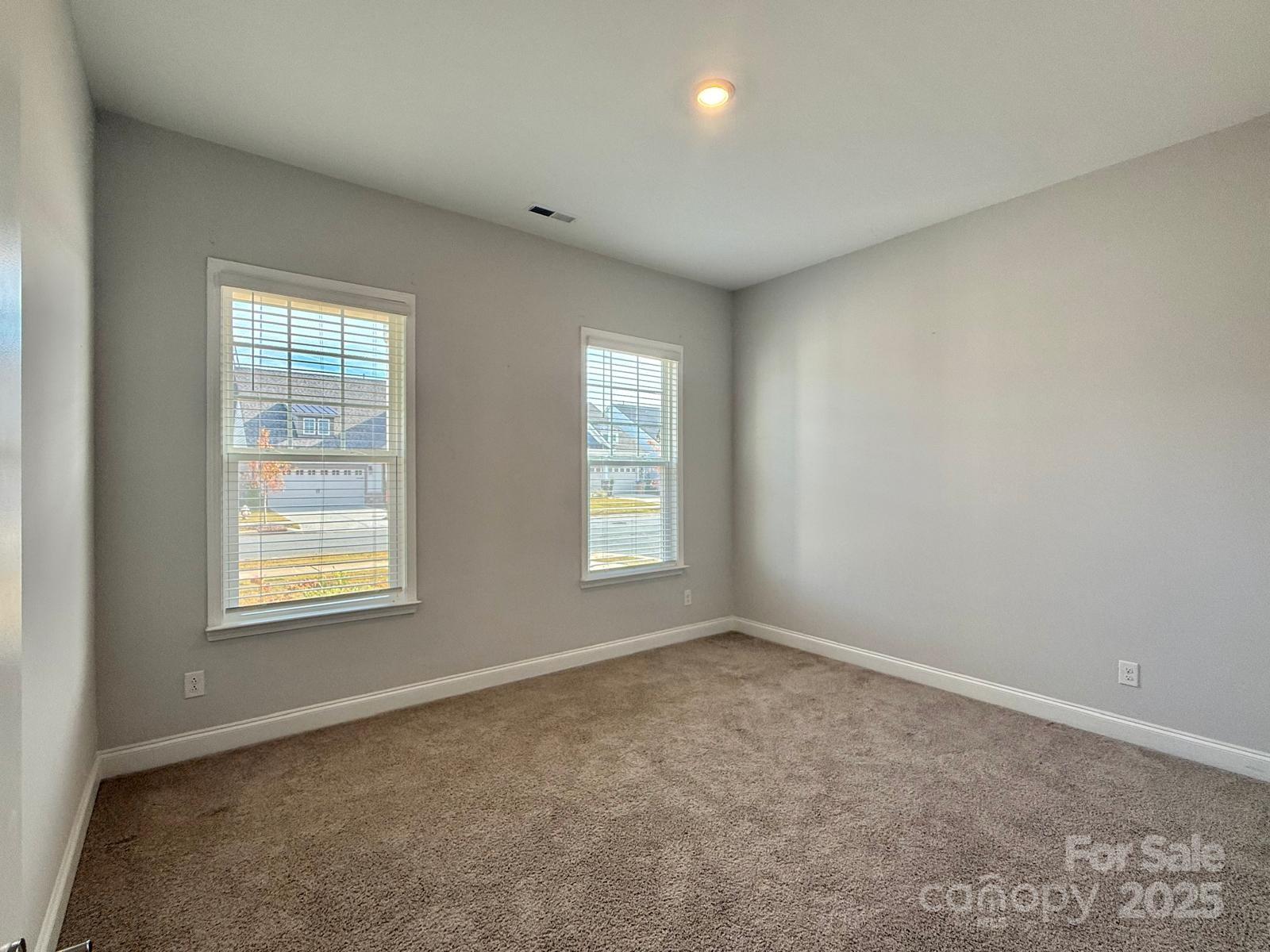 property viewer photo 21
