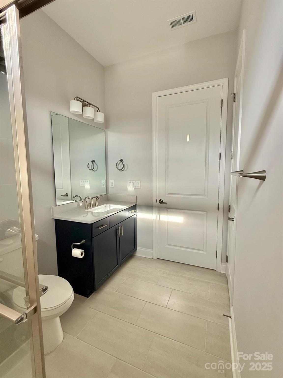 property viewer photo 24