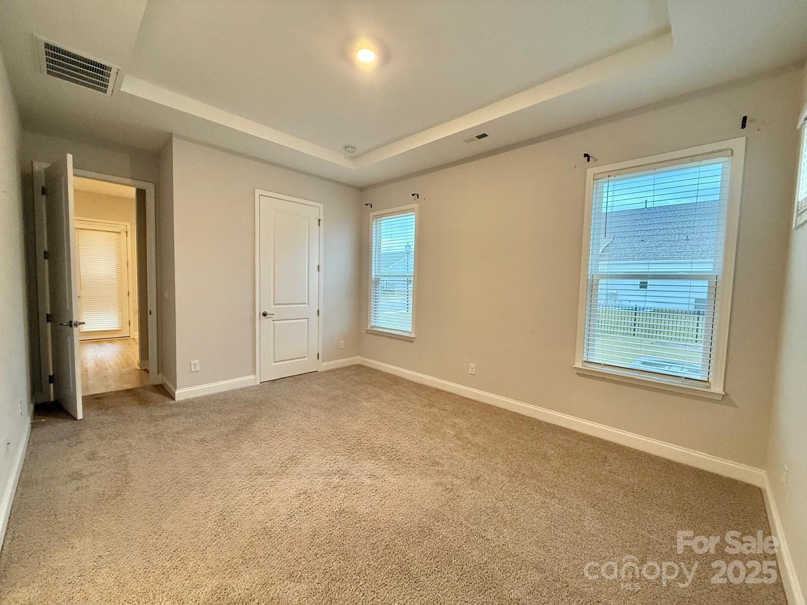 property viewer photo 28
