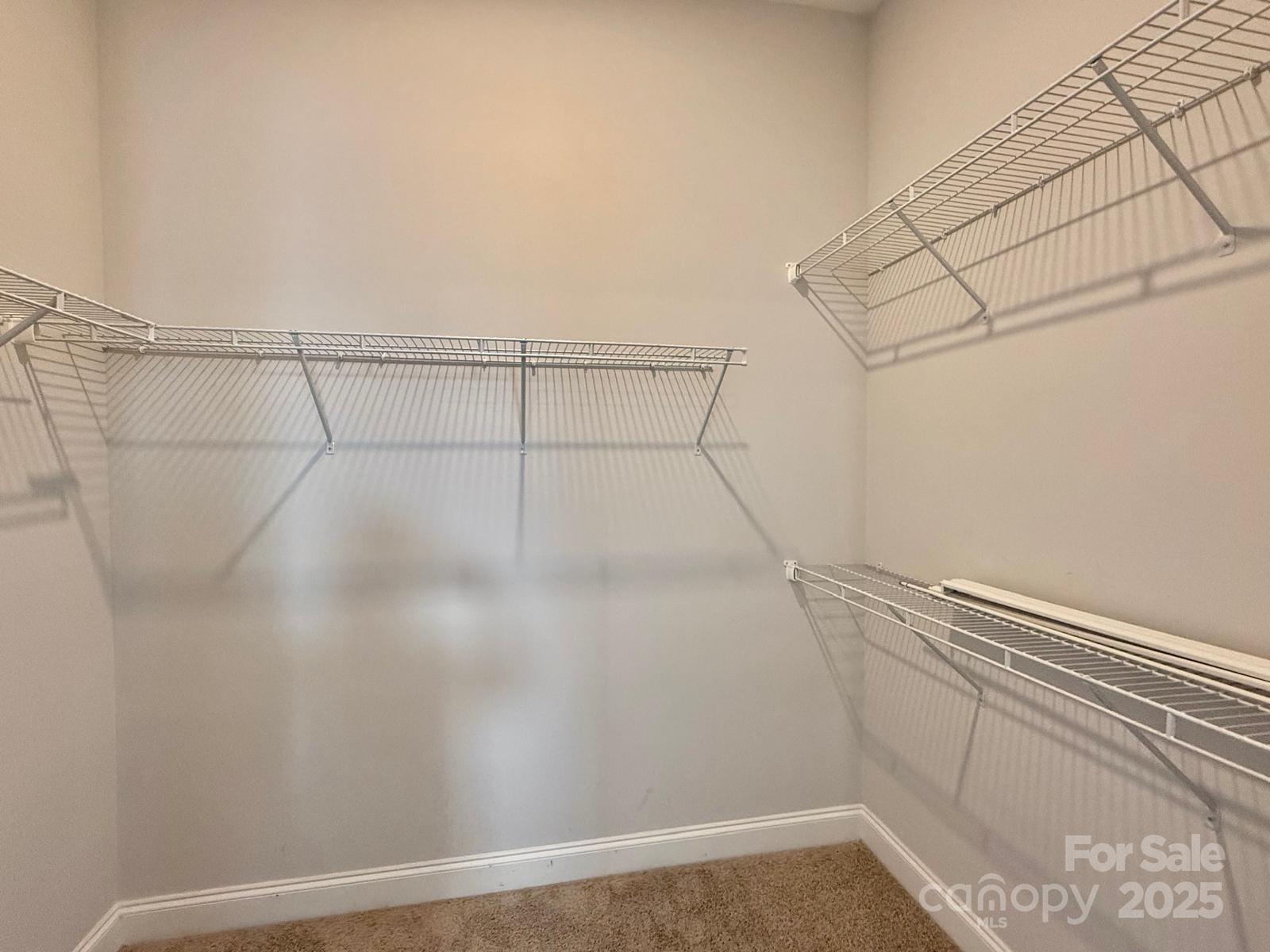 property viewer photo 32