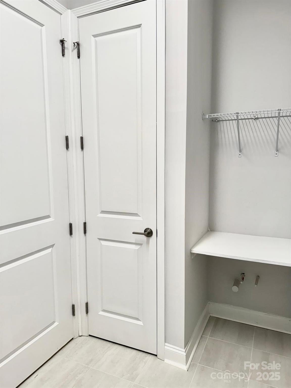 property viewer photo 35