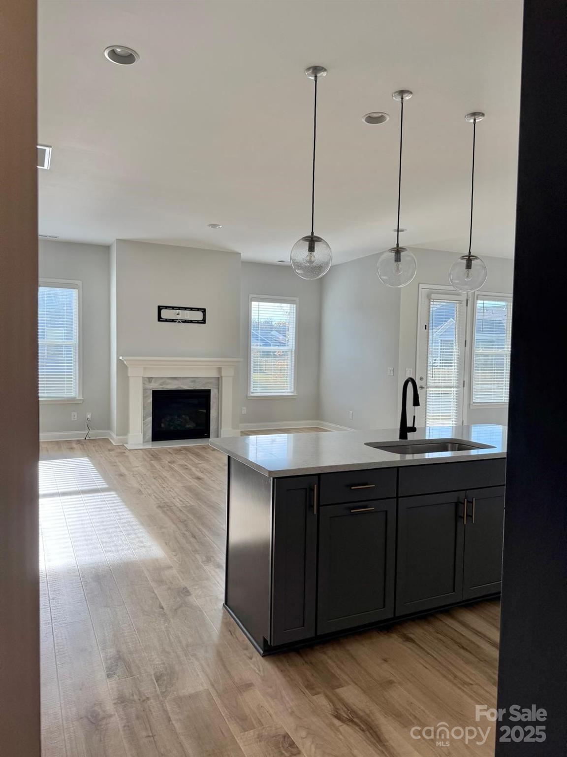 property viewer photo 8