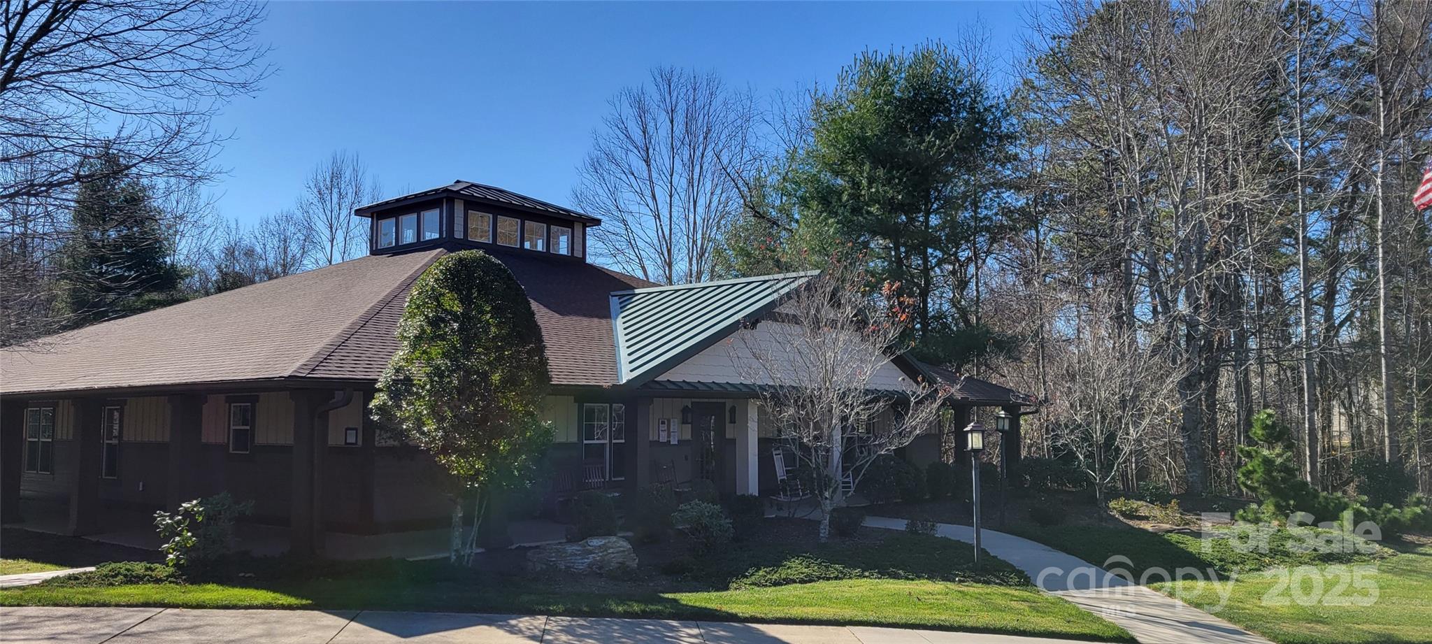 main property photo 40