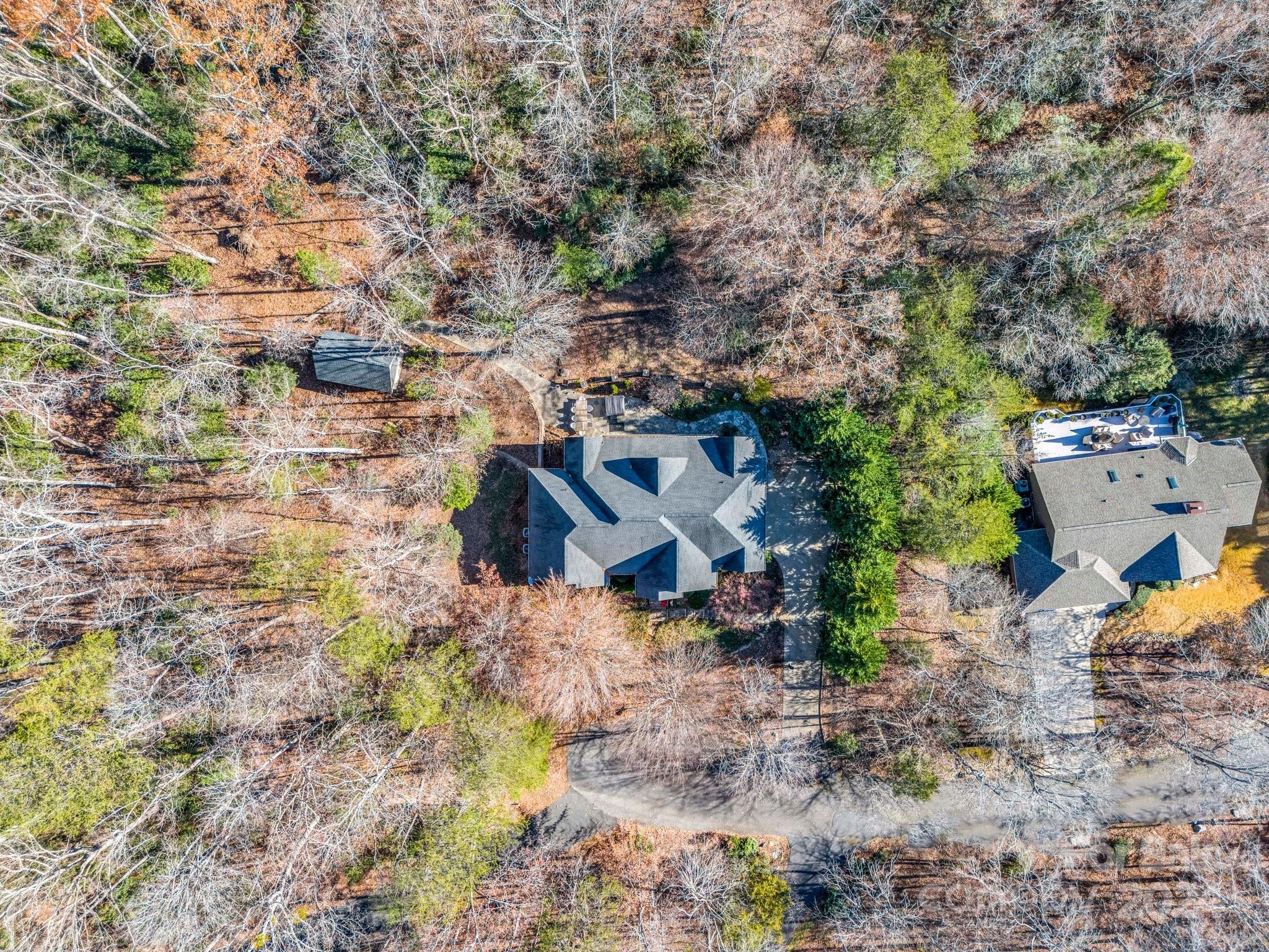 main property photo 40