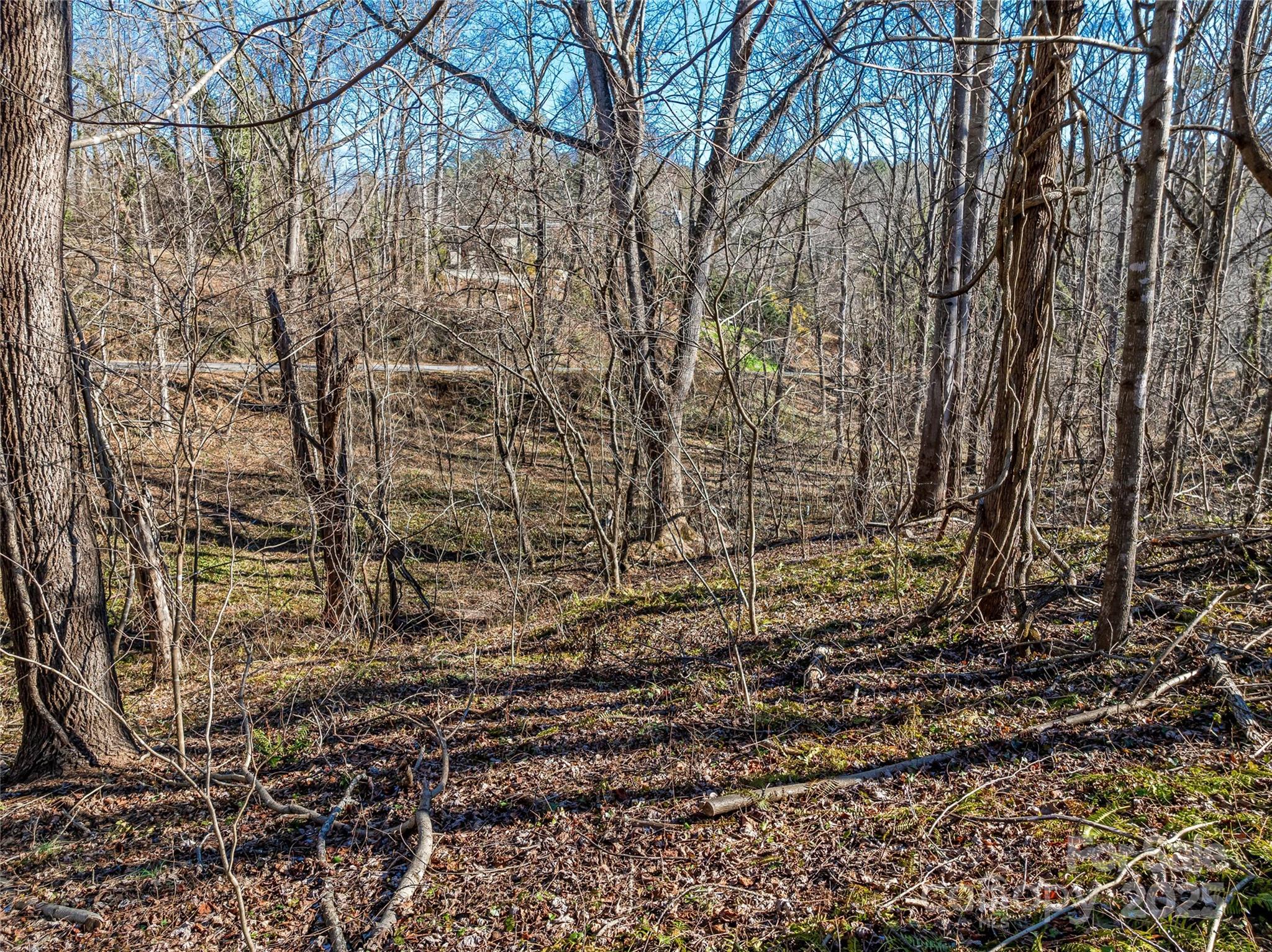 main property photo 23
