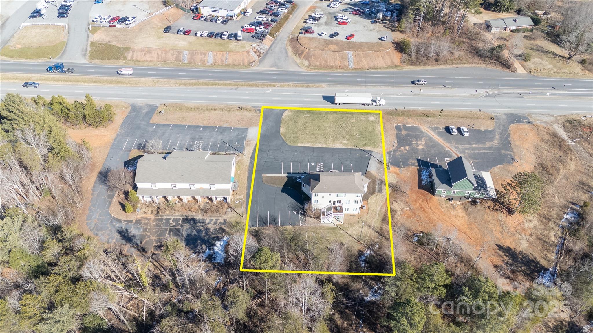 main property photo 4