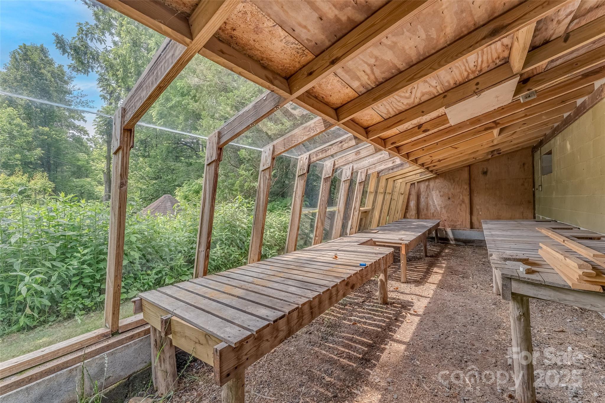 main property photo 39