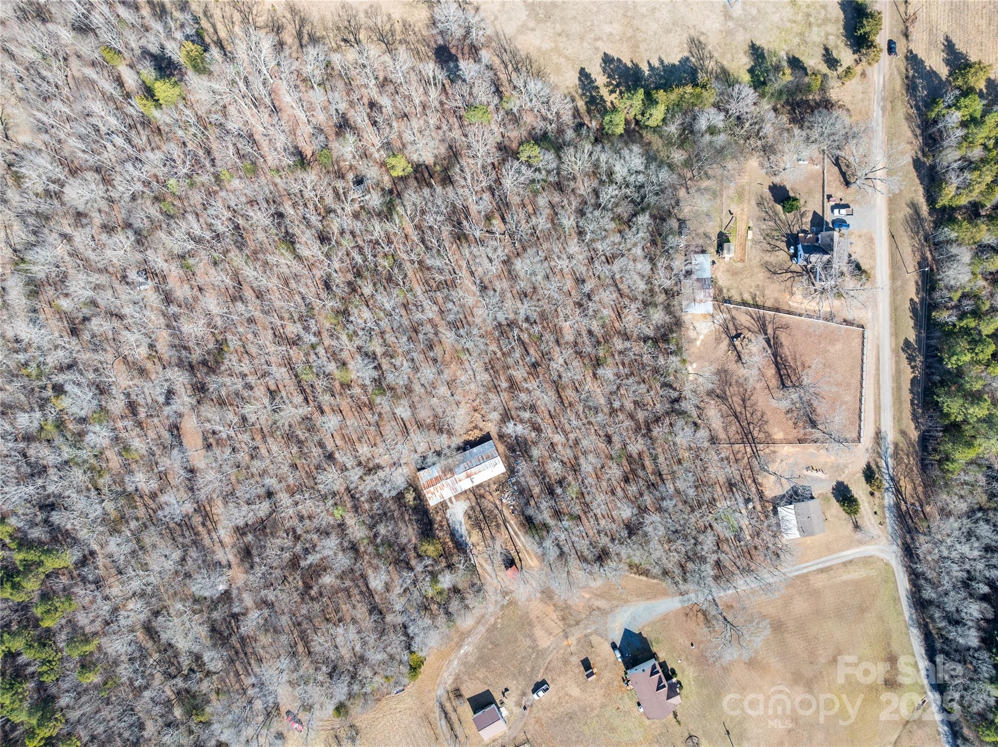 main property photo 3