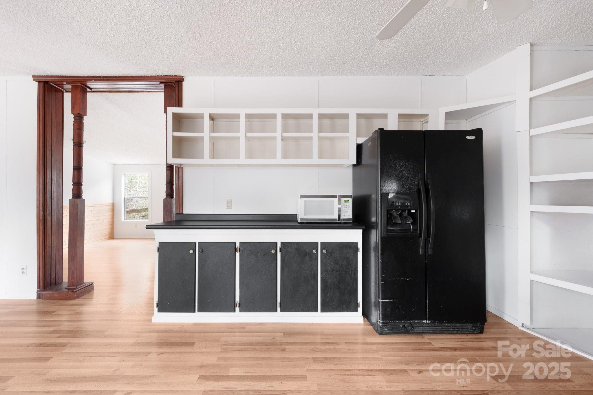 property viewer photo 13