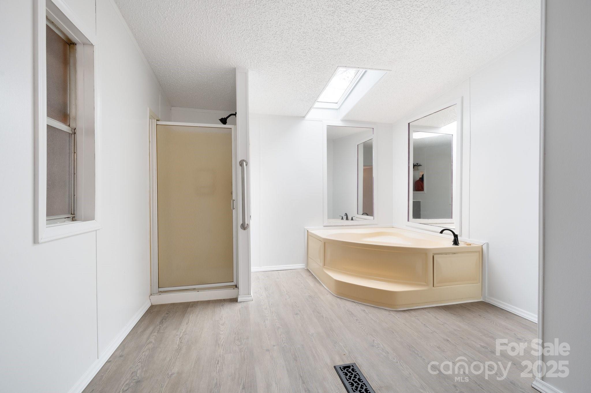 property viewer photo 17