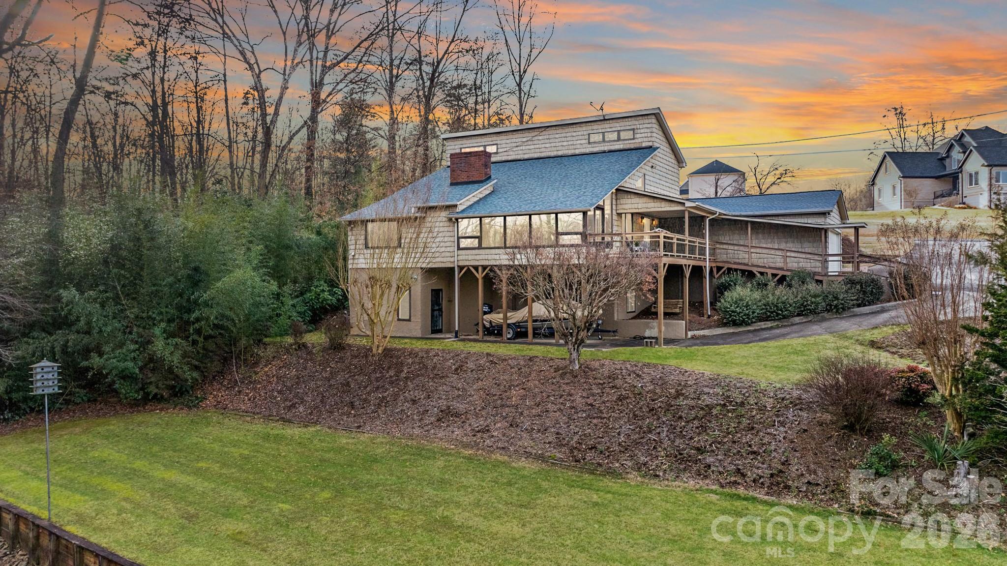 main property photo 35