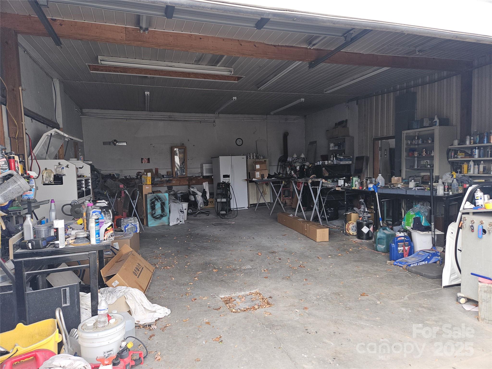 main property photo 20