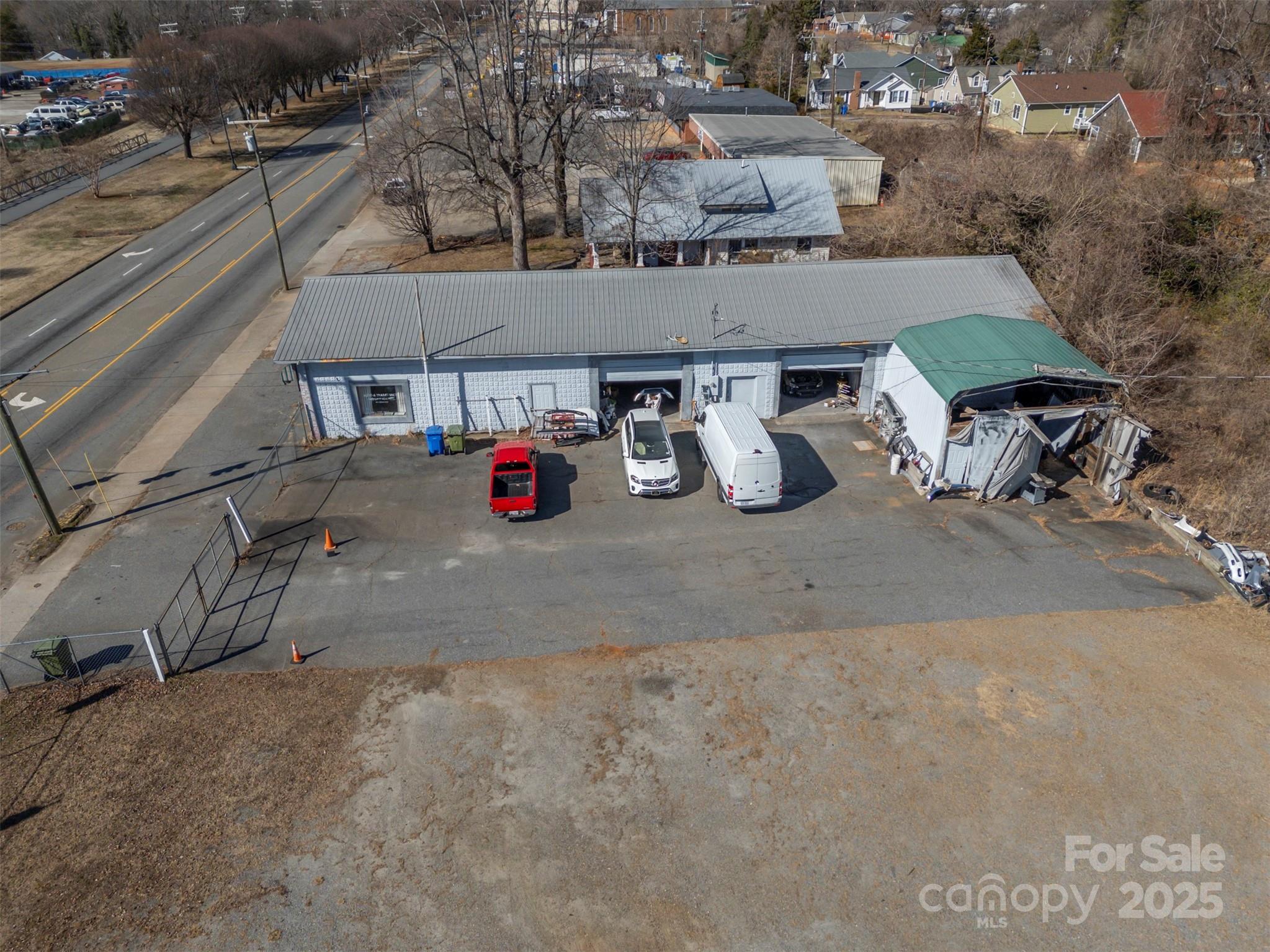 main property photo 5