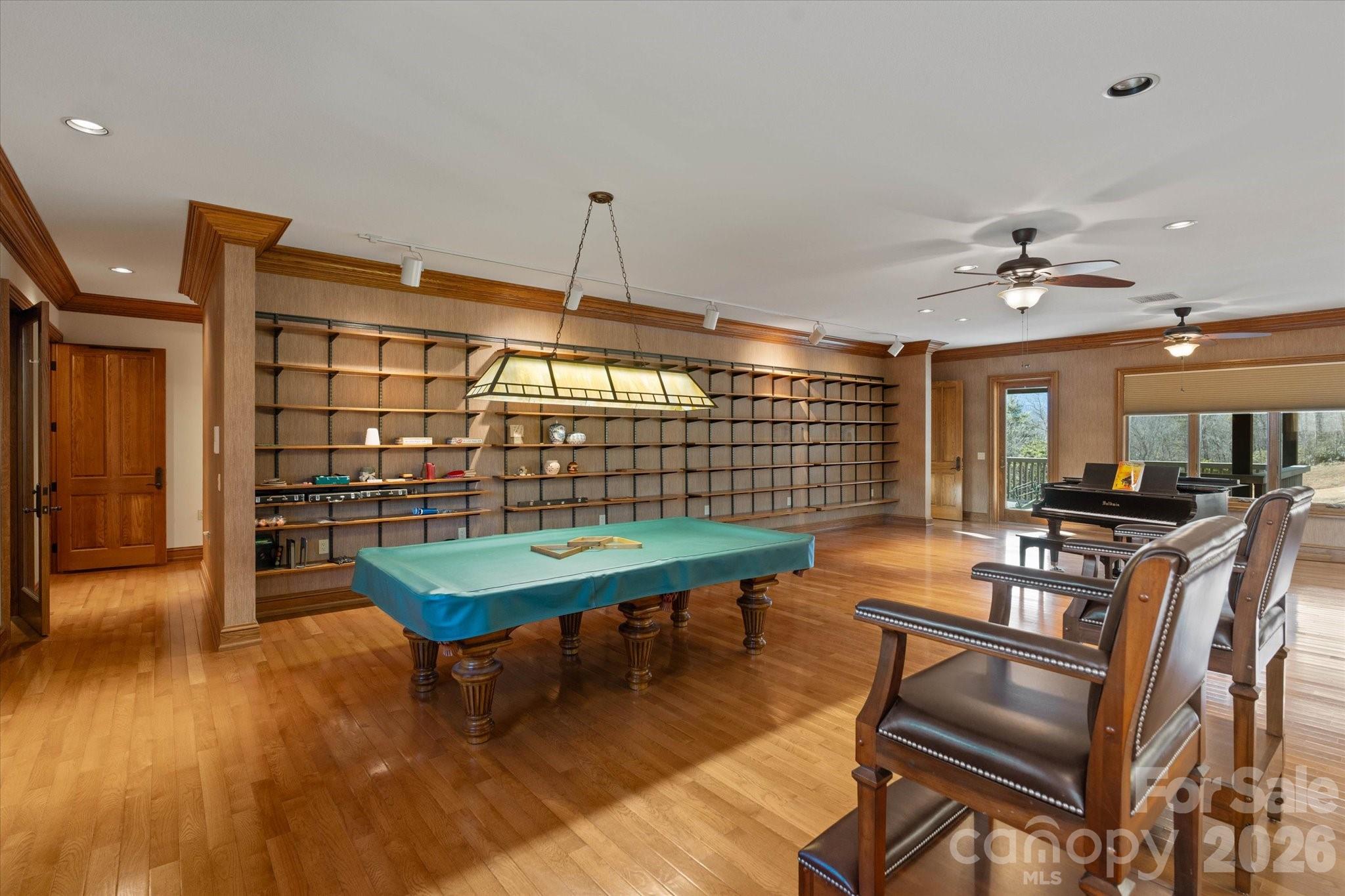 main property photo 19
