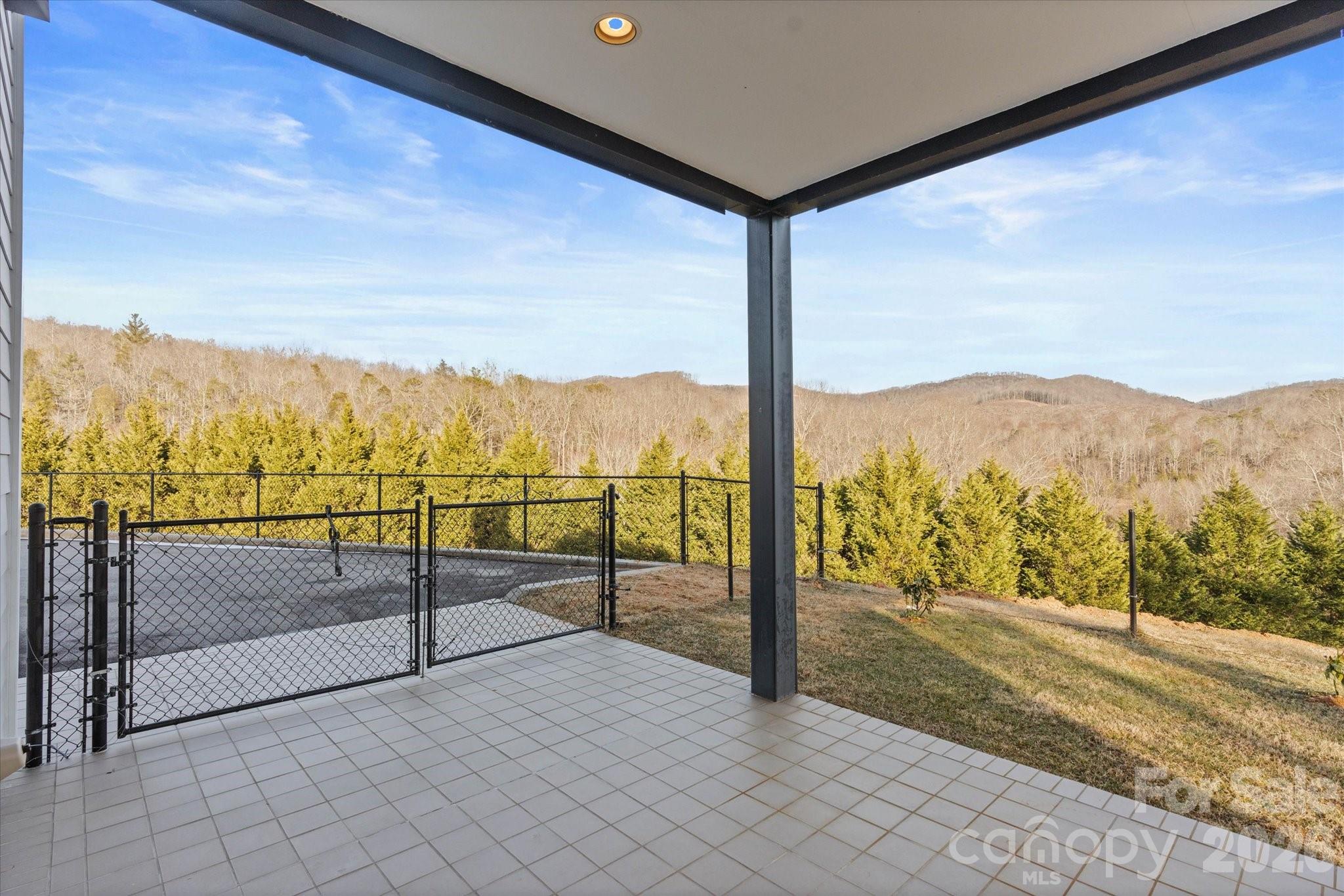 main property photo 39