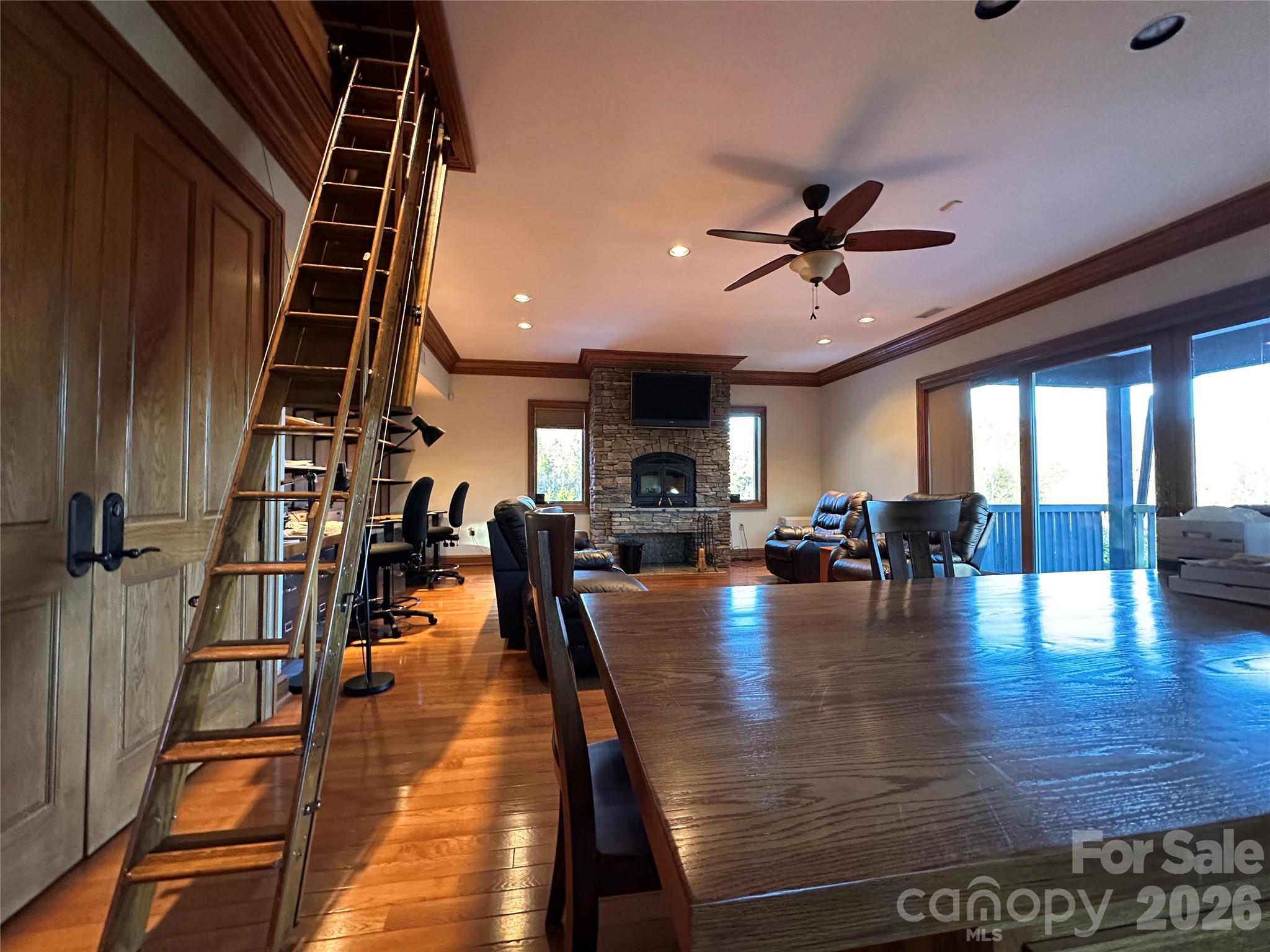 main property photo 46