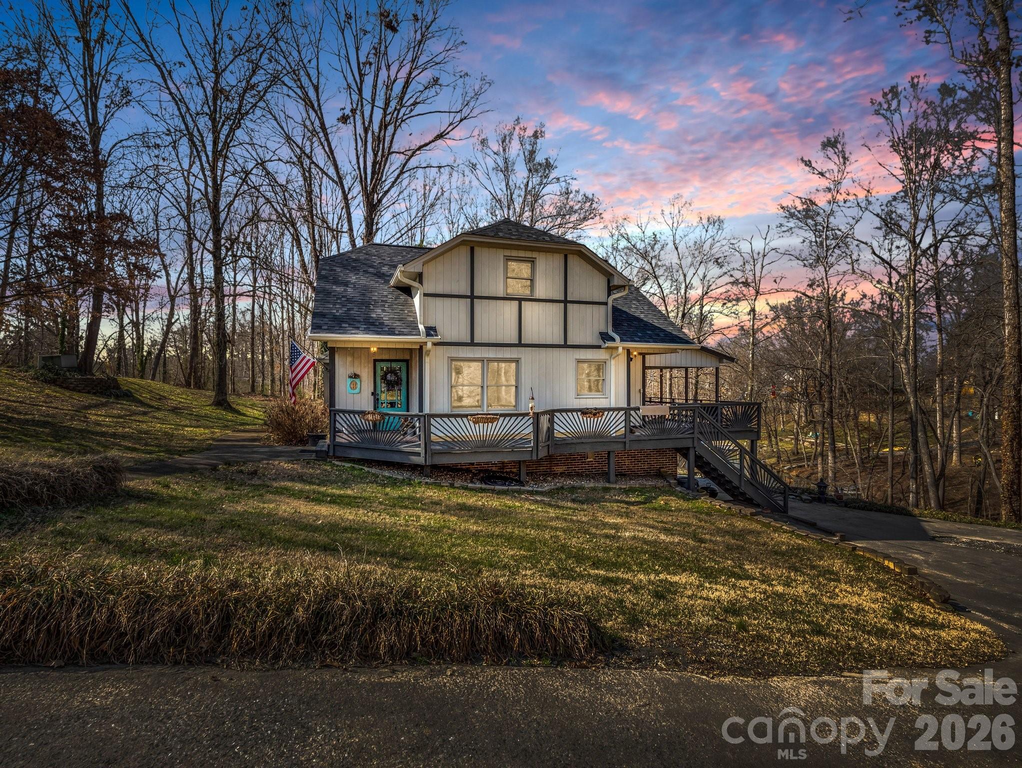 main property photo 4
