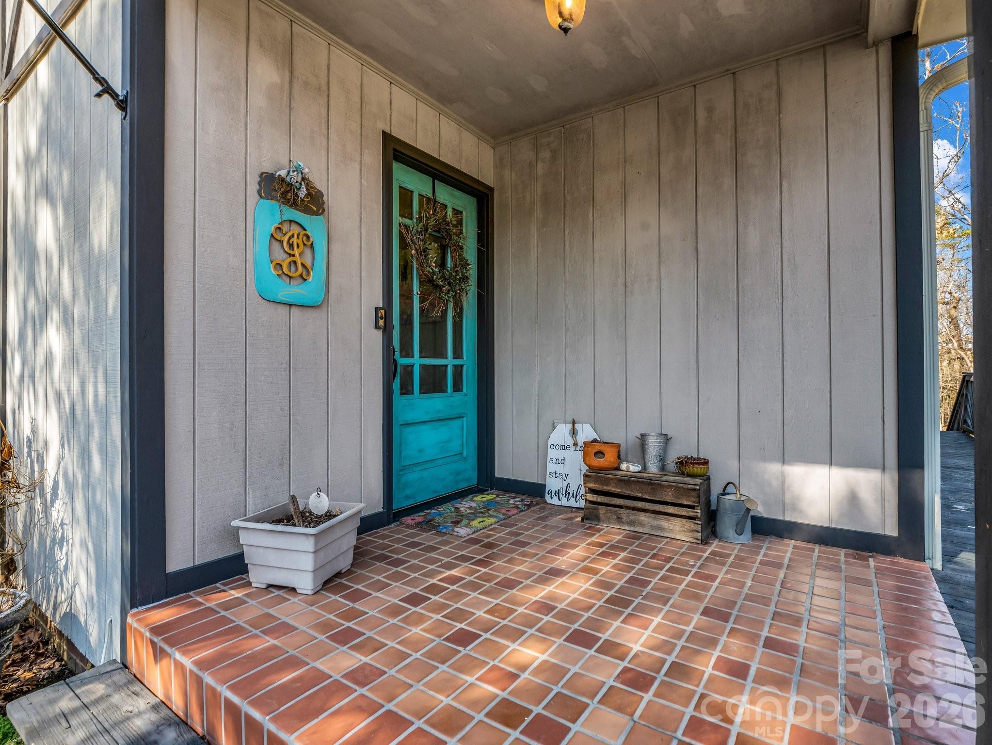 main property photo 9