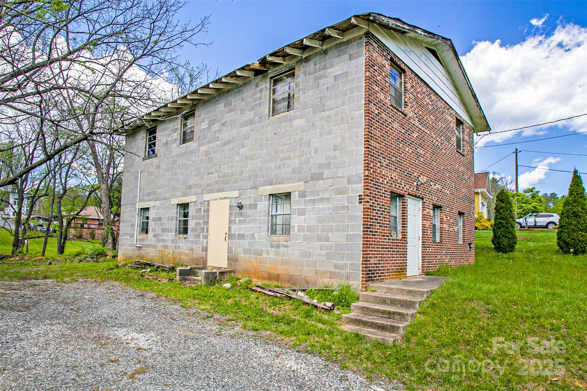 main property photo 26