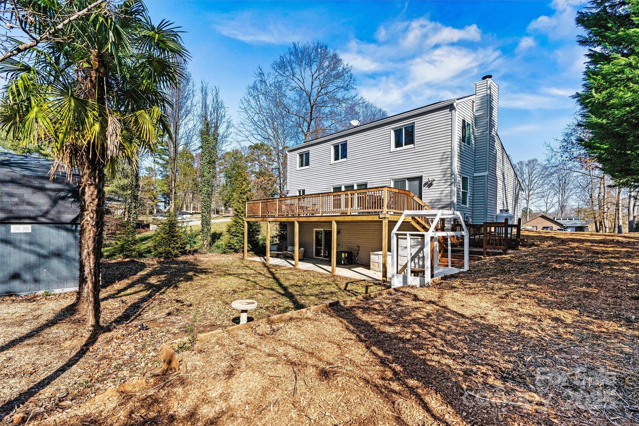 main property photo 33