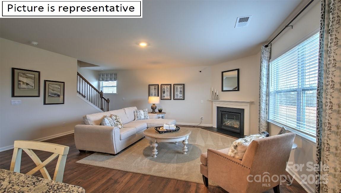 property viewer photo 6