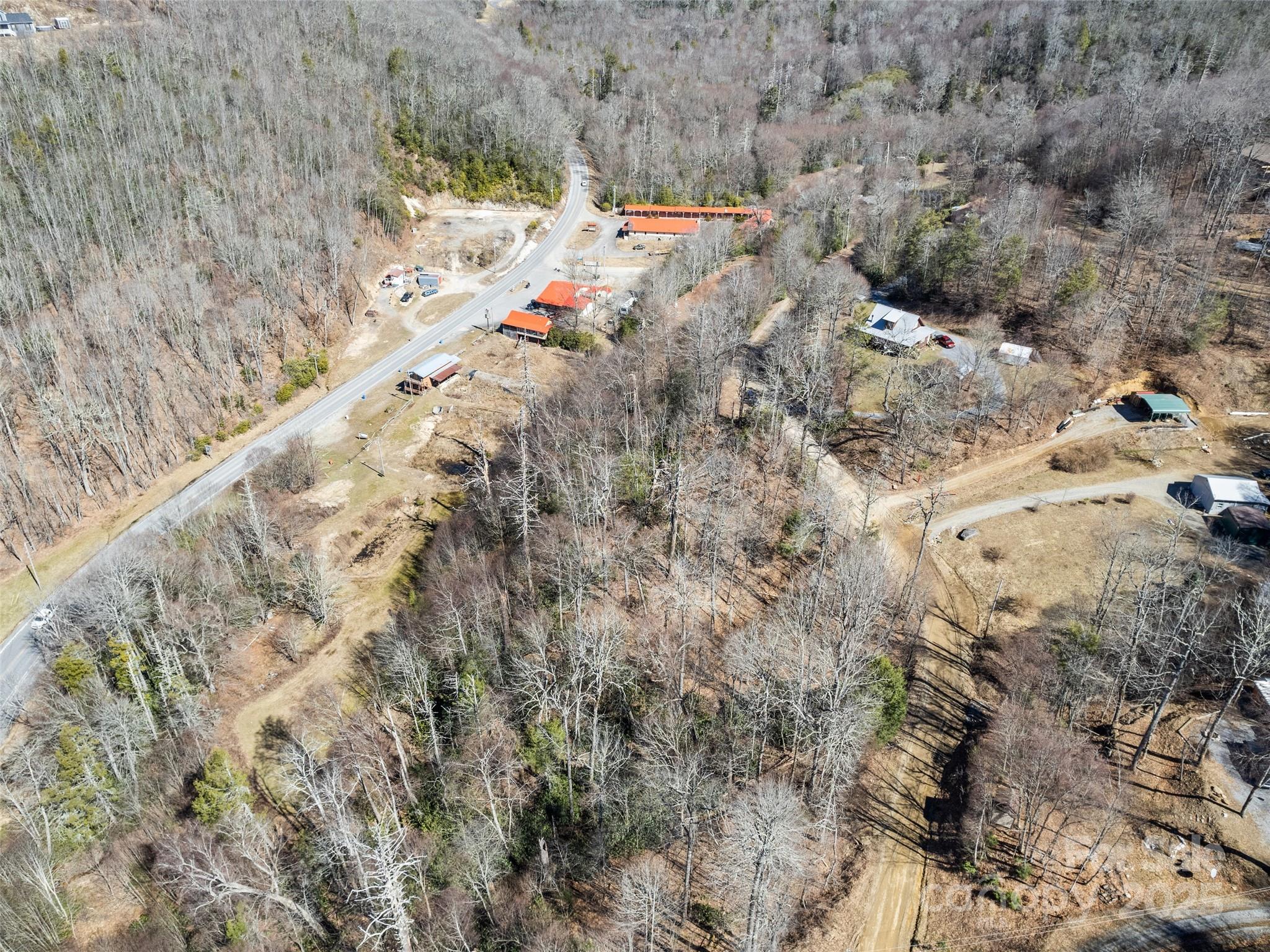 main property photo 4