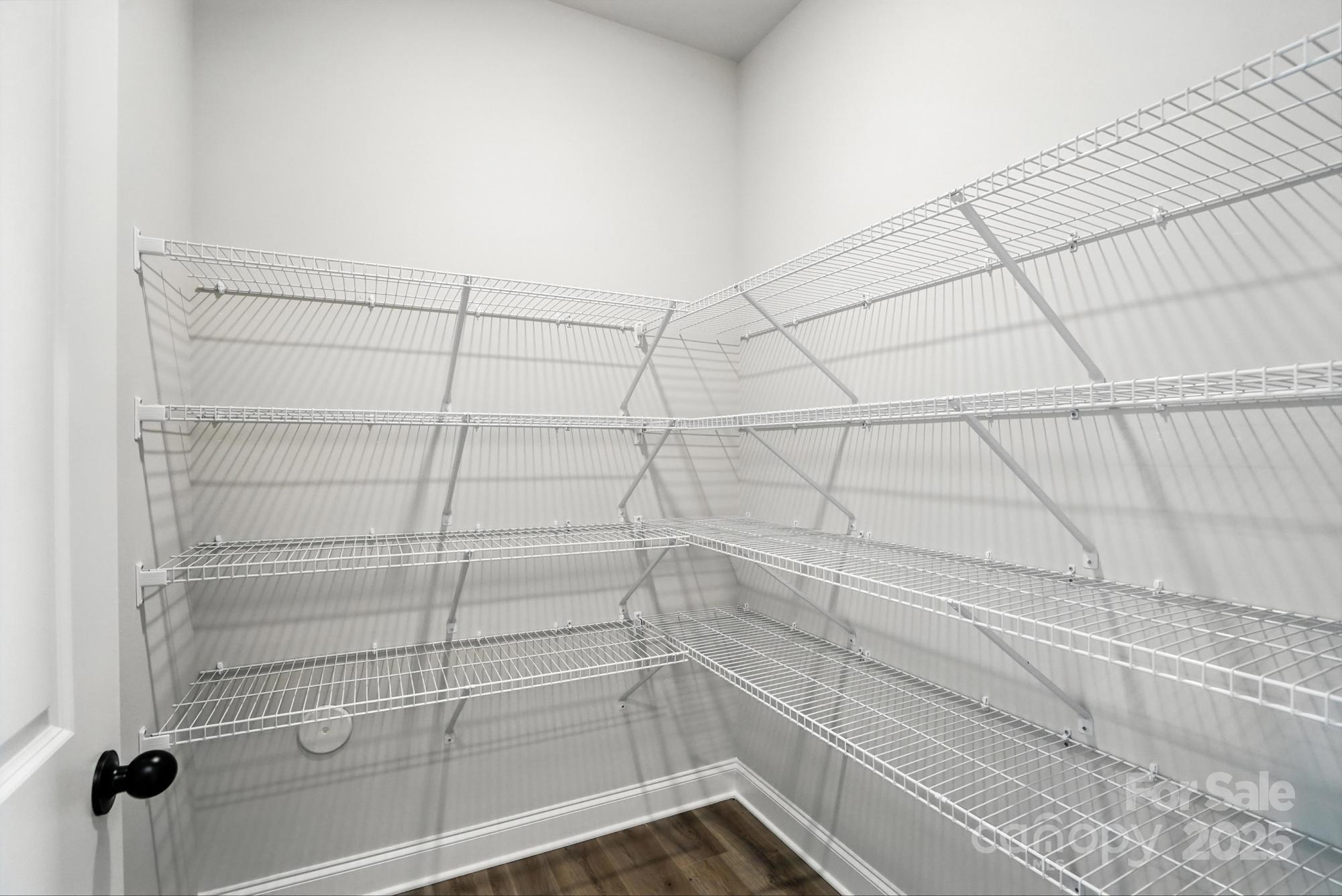 property viewer photo 12